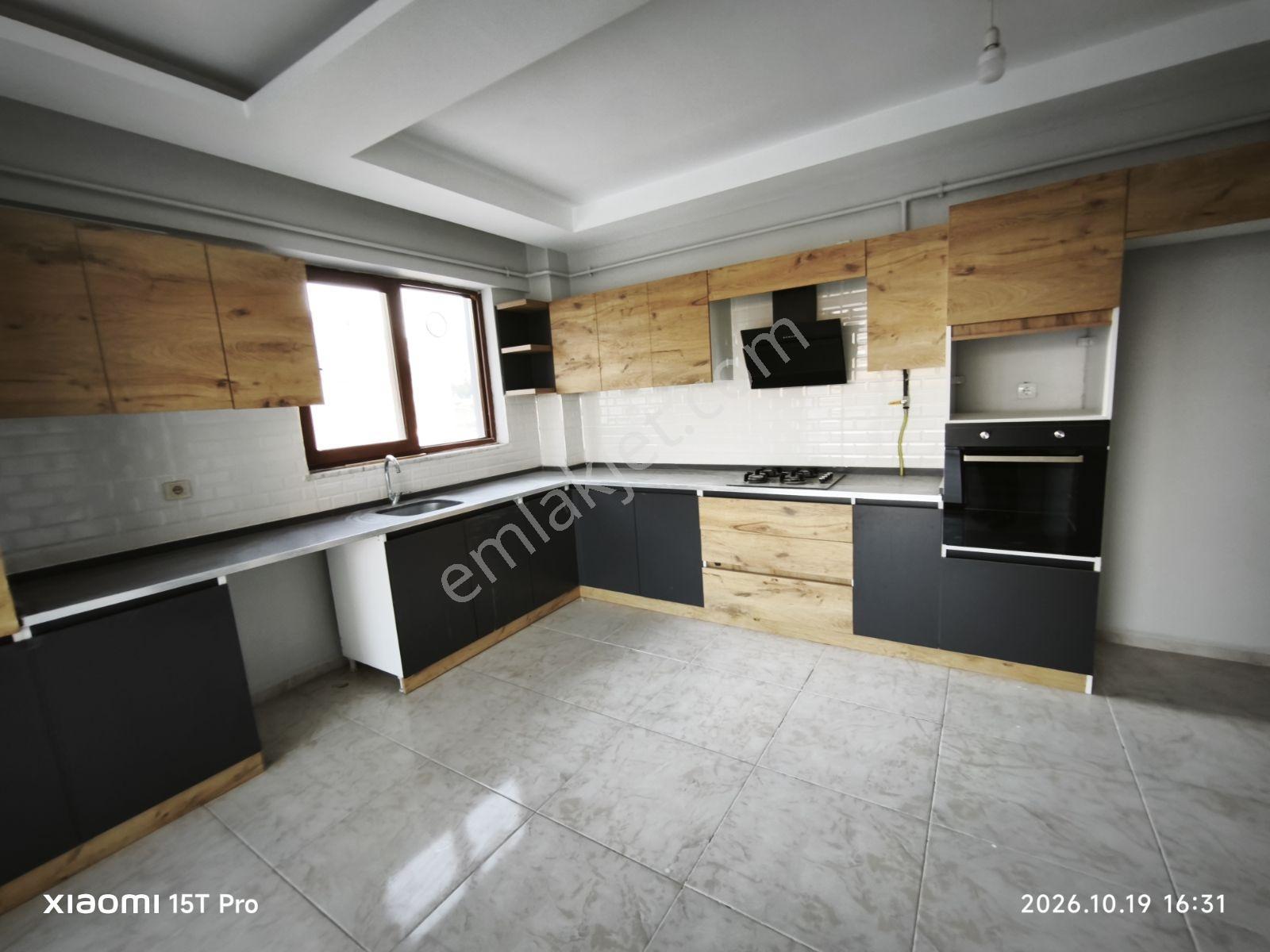 Bostan Başında Satılık 3+1 Daire