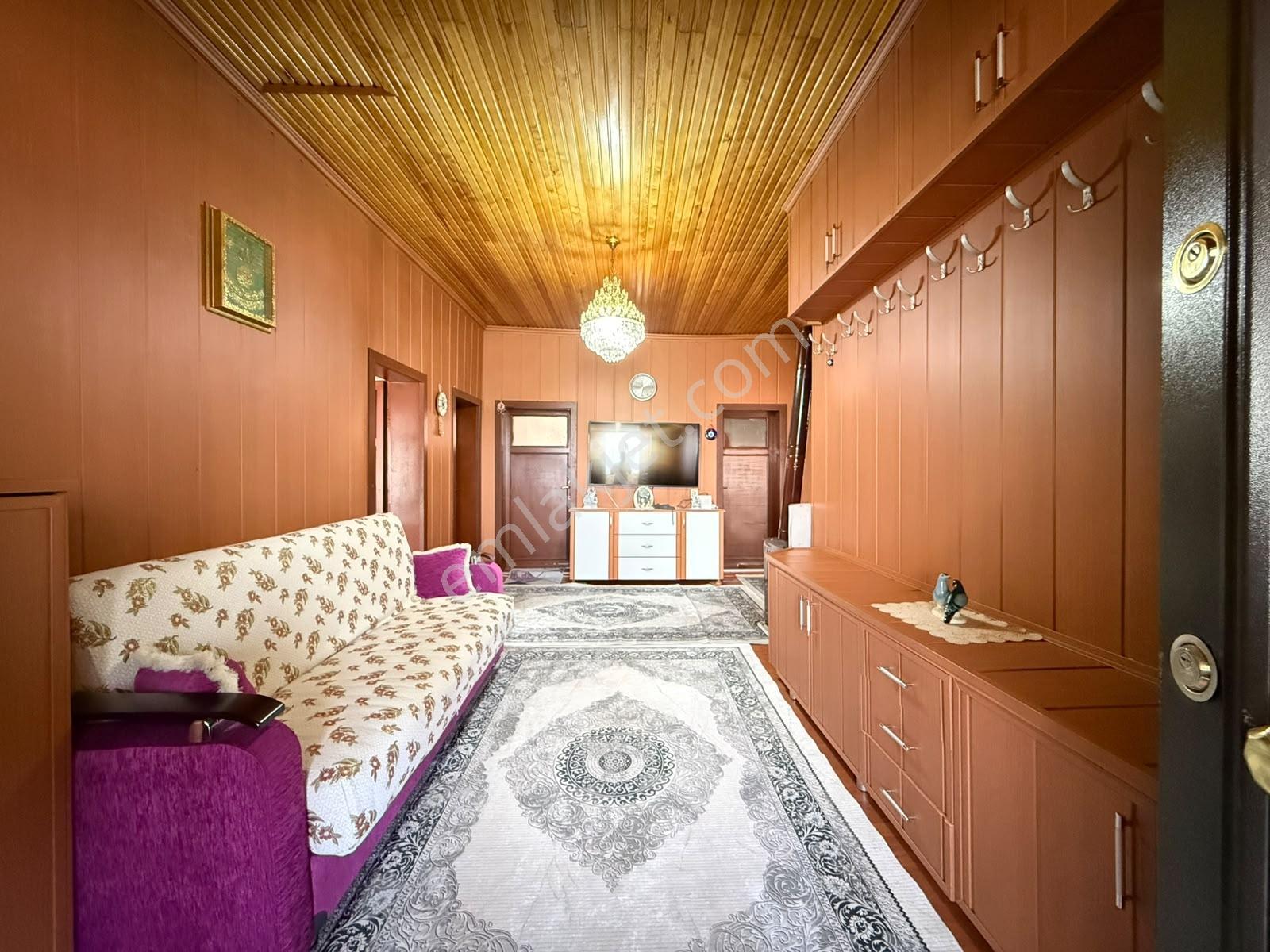 Sivas Çepni'de Satılık 2 Katlı Müstakil Ev — fotoğraf 9