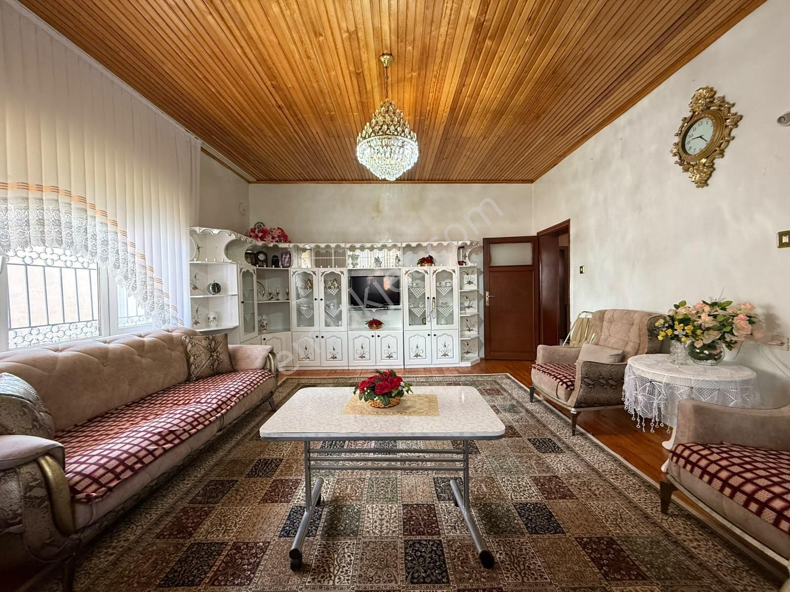 Sivas Çepni'de Satılık 2 Katlı Müstakil Ev — fotoğraf 14