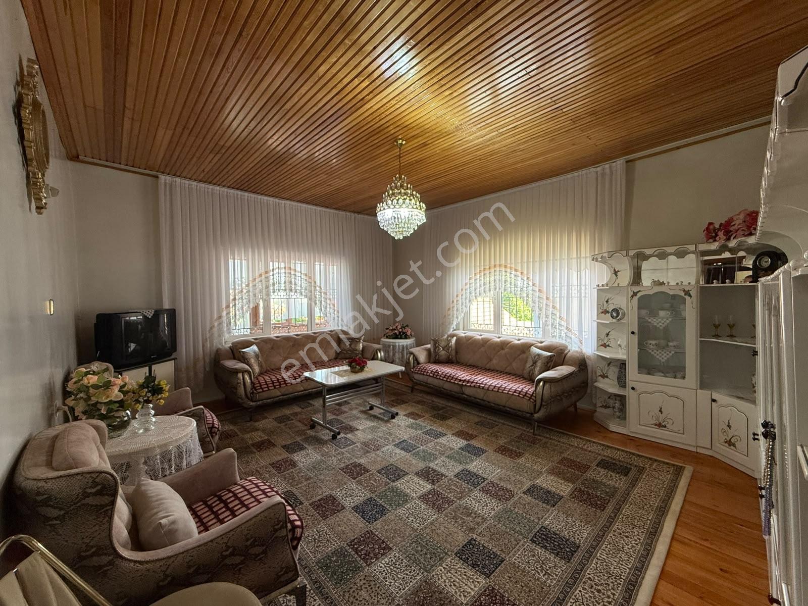 Sivas Çepni'de Satılık 2 Katlı Müstakil Ev — fotoğraf 15