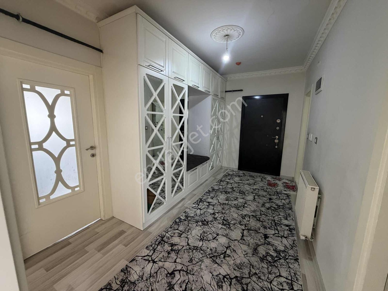Liva Gayrimenkul'den Zernişan Vakkas Civarı Satılık 3+1 Daire — fotoğraf 3