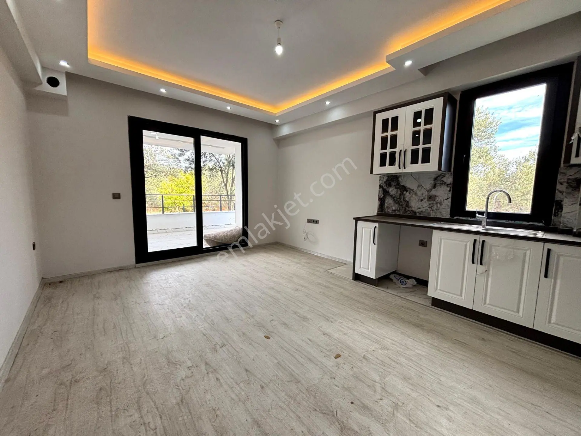 Yükselden Zeytinlide Doğa Manzaralı Geniş Balkonlu 2+1 — fotoğraf 5