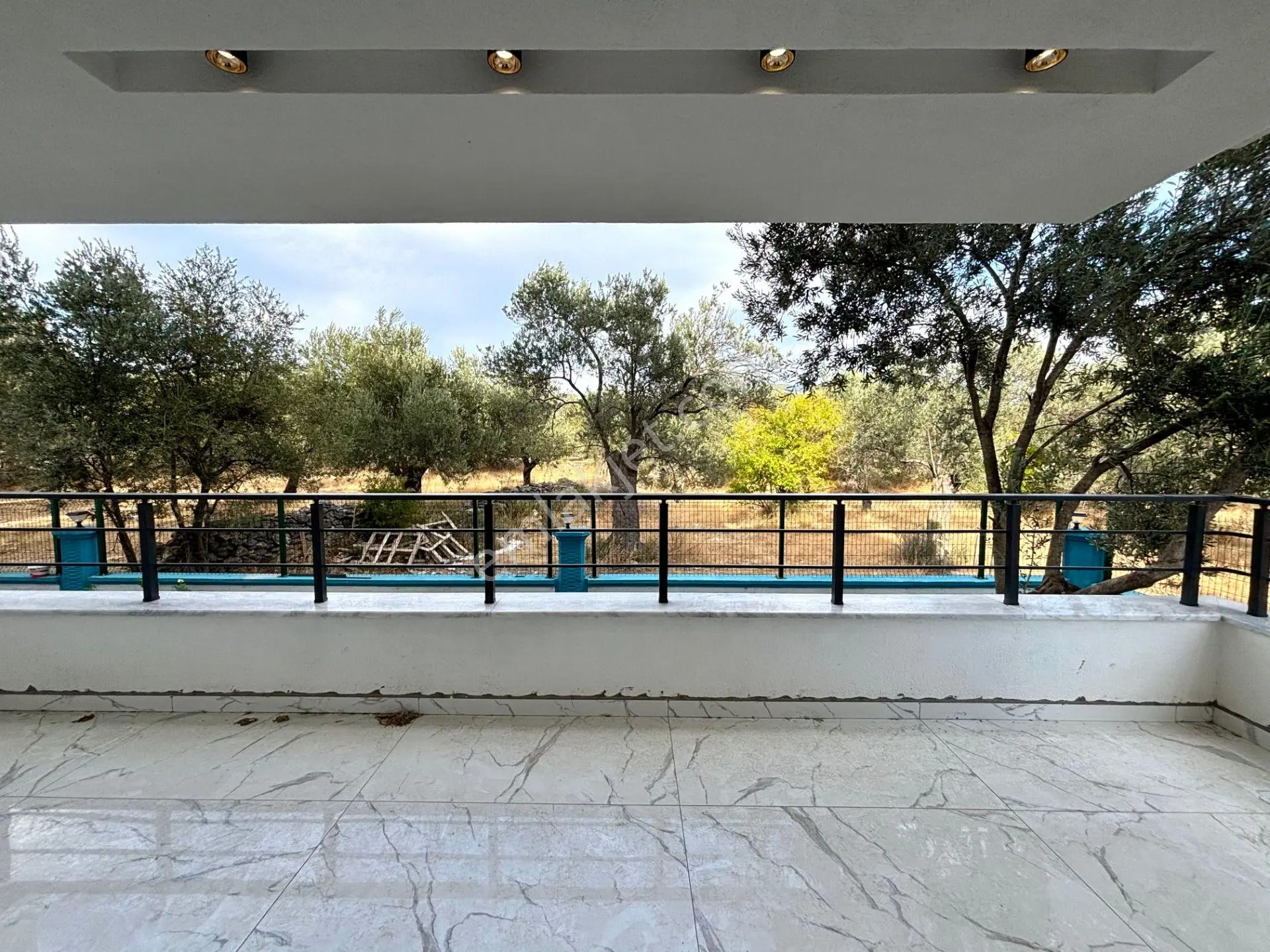 Yükselden Zeytinlide Doğa Manzaralı Geniş Balkonlu 2+1 — fotoğraf 27