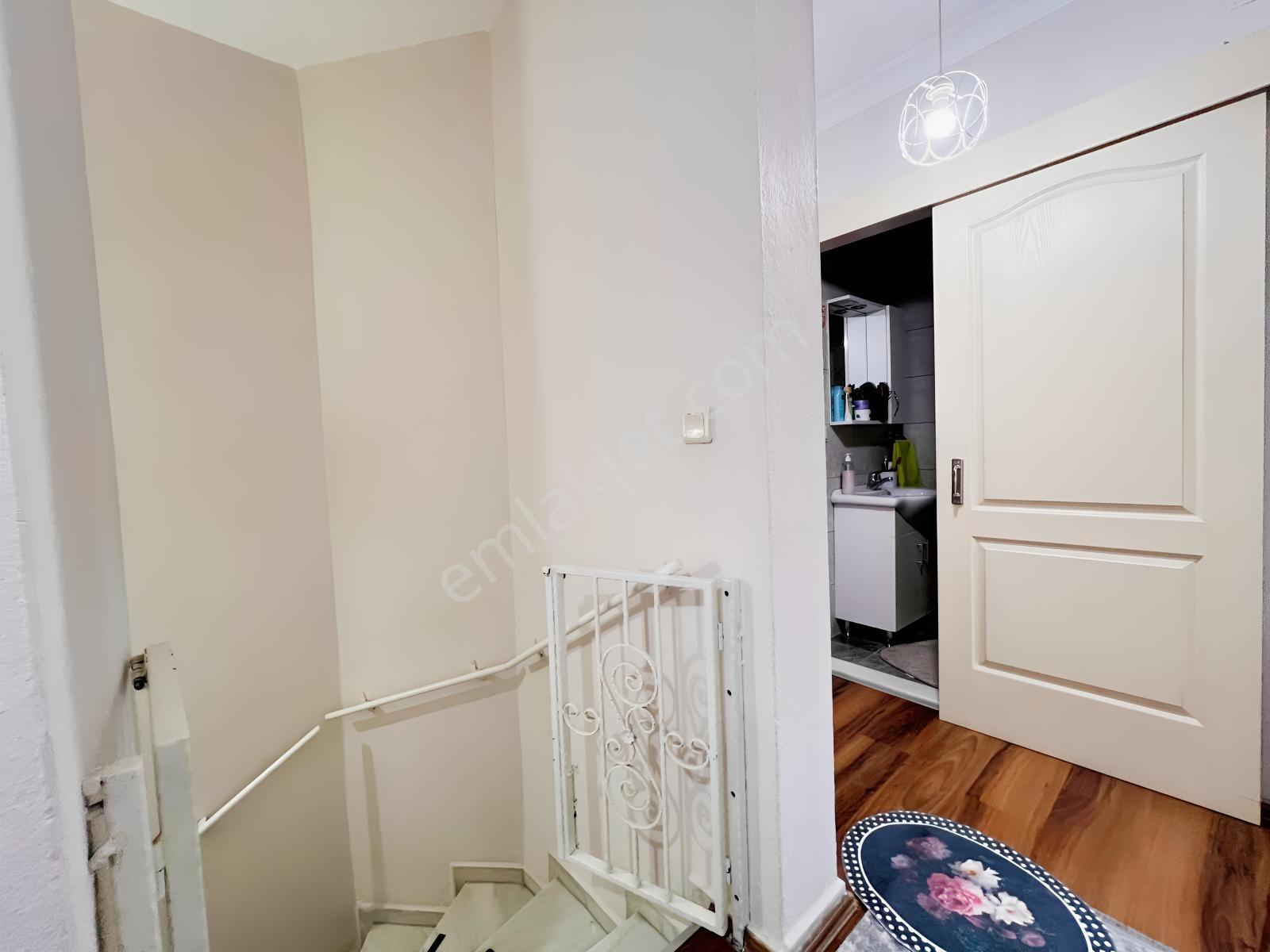 Palmeradan Armutalan'da Satılık 4+1 Geniş Dubleks Daire — fotoğraf 36