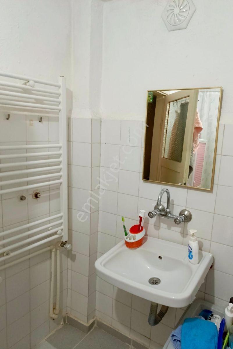 Fatih Mahallesinde Cadde Üstünde 3+1 Ara Kat Daire — fotoğraf 9