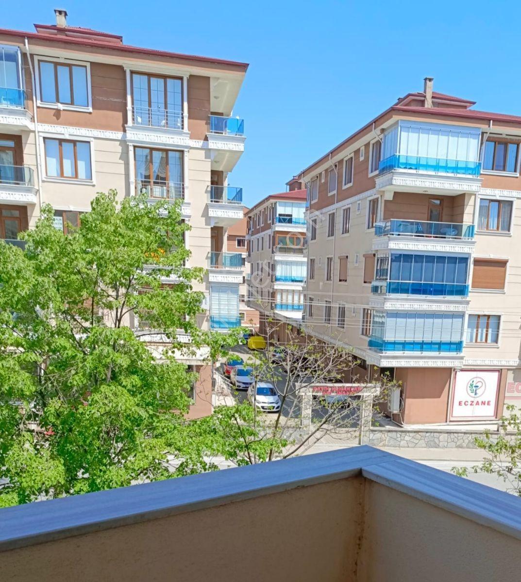 Fatih Mahallesinde Cadde Üstünde 3+1 Ara Kat Daire — fotoğraf 11