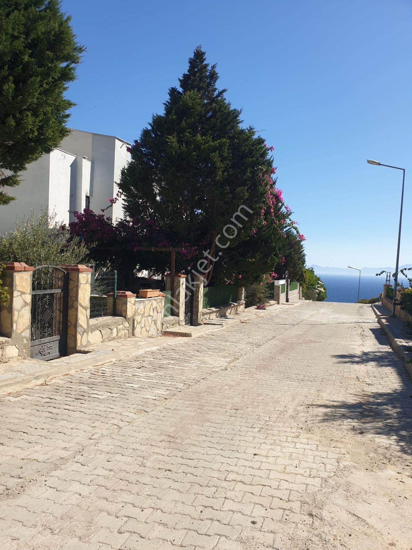 Muğla İli,milas İlçesi,bozalan Mah.denize Yakın&deniz Manzaralı Bahçeli 3+1:villa Satılık — fotoğraf 24