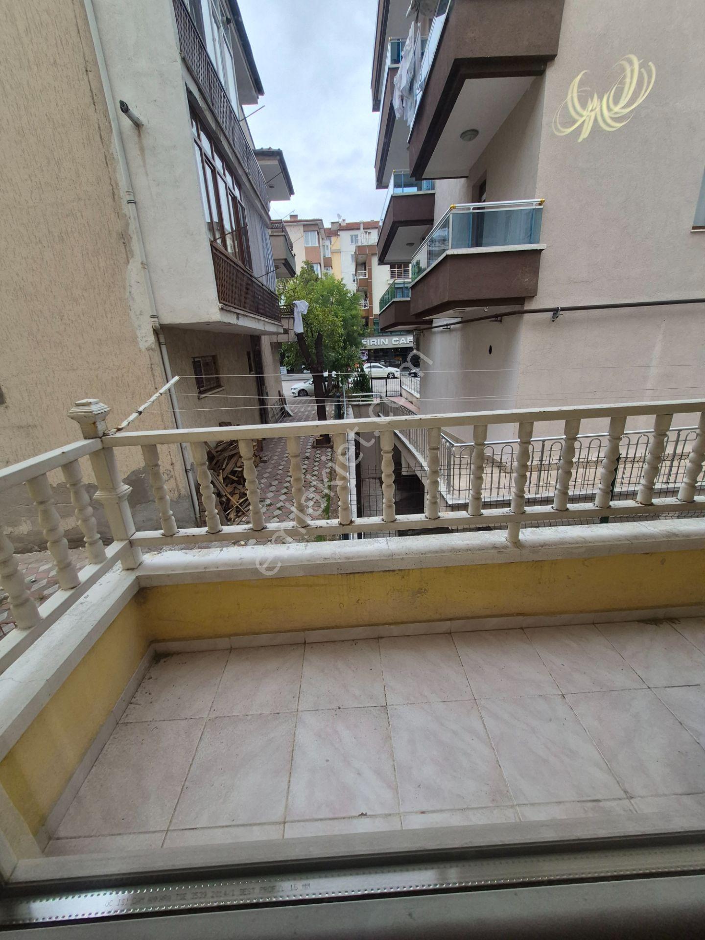Keçiören Aktepede Cadde 3+1 Katta Krediye Uygun Daire — fotoğraf 24