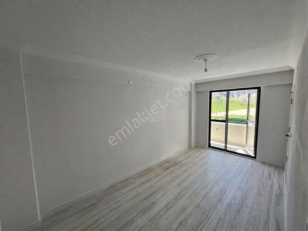 Biga/esentepe Mahallesi’nde Görülmeye Değer 2+1 Satılık Daire! — fotoğraf 7