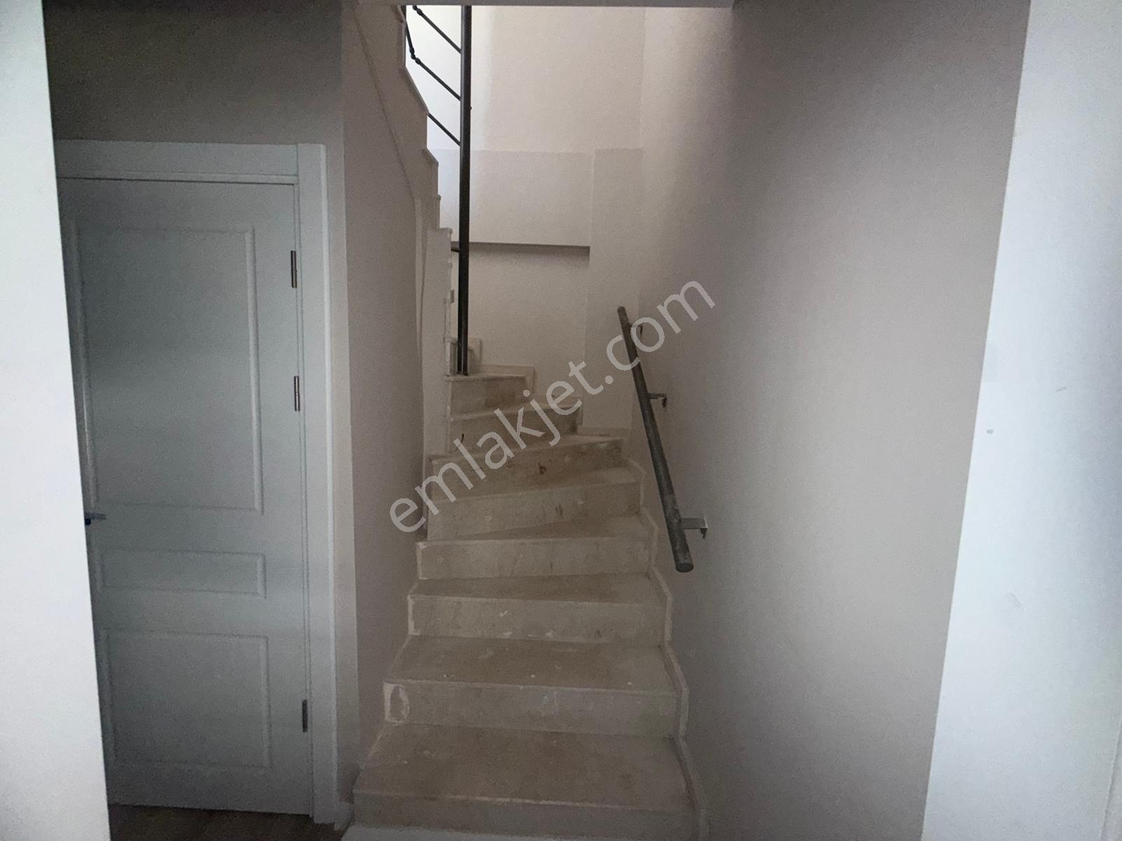 C.b. Route | Merkezi Konum | Denize 1 Km | 3+1 Sıfır Dubleks — fotoğraf 12
