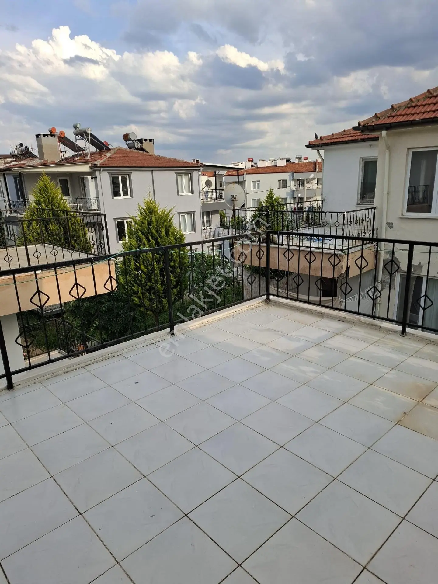 Kale’den Akçay Merkezde 4+1 Müstakil Trıbleks — fotoğraf 32