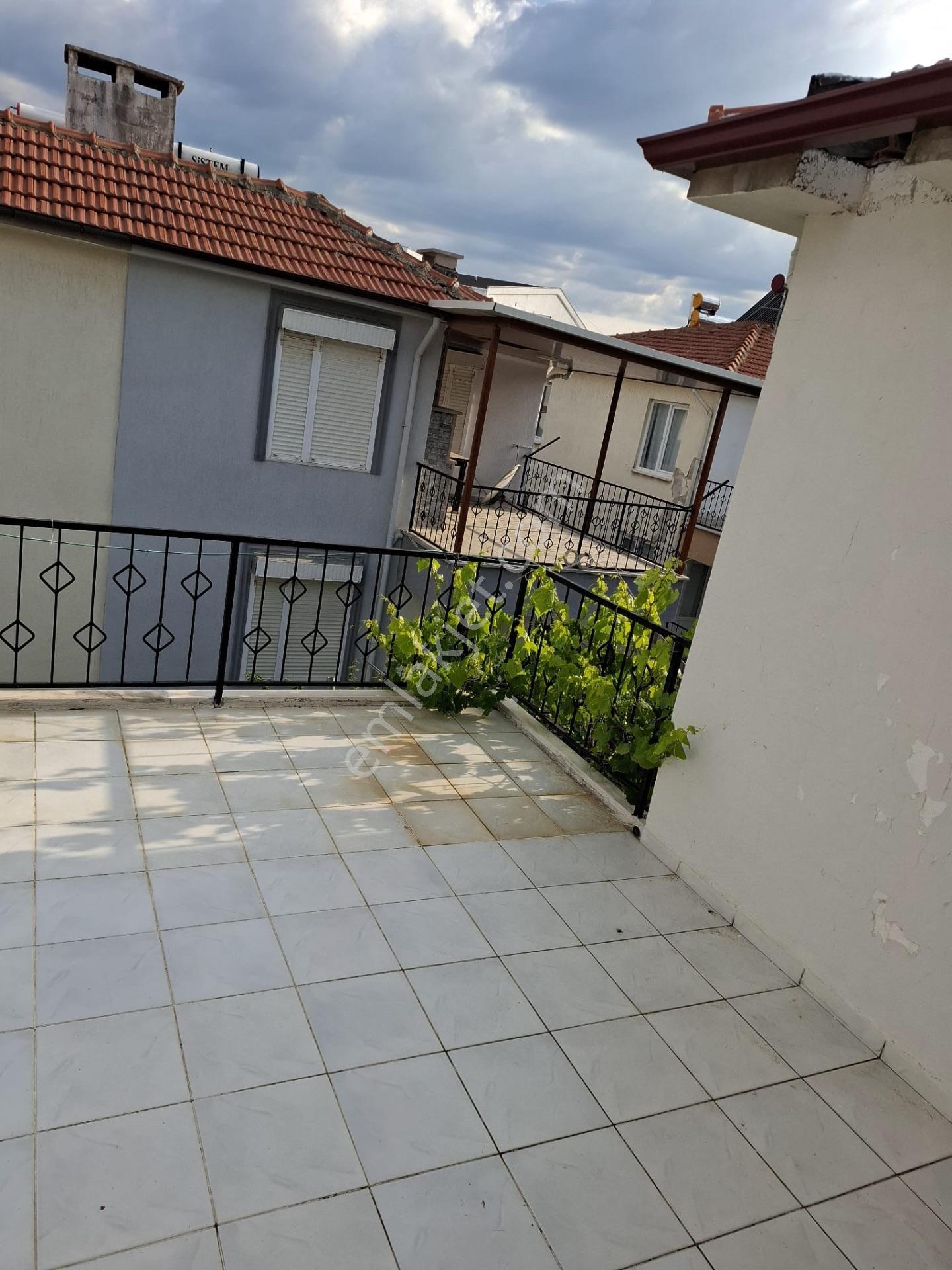 Kale’den Akçay Merkezde 4+1 Müstakil Trıbleks — fotoğraf 35