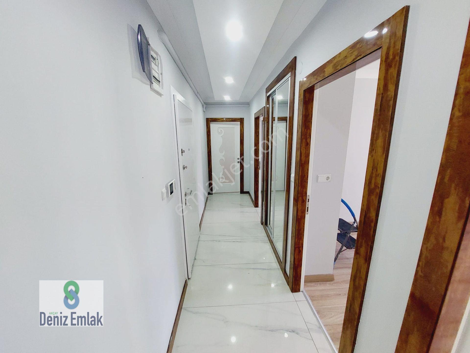 Denizden Akçayda Asansörlü Yeni Doğalgazlı Satılık 2+1 Daire. — fotoğraf 8
