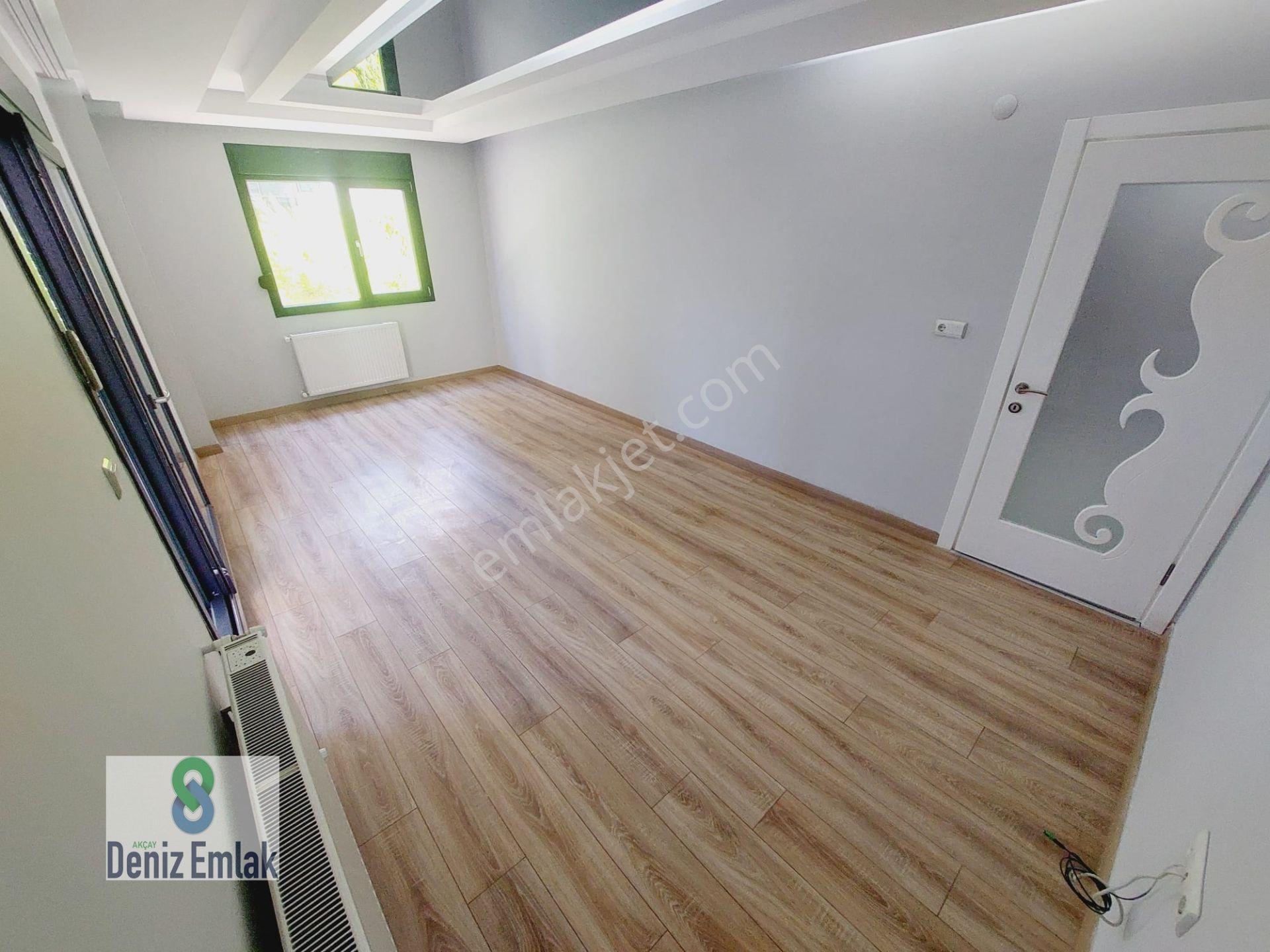 Denizden Akçayda Asansörlü Yeni Doğalgazlı Satılık 2+1 Daire. — fotoğraf 16