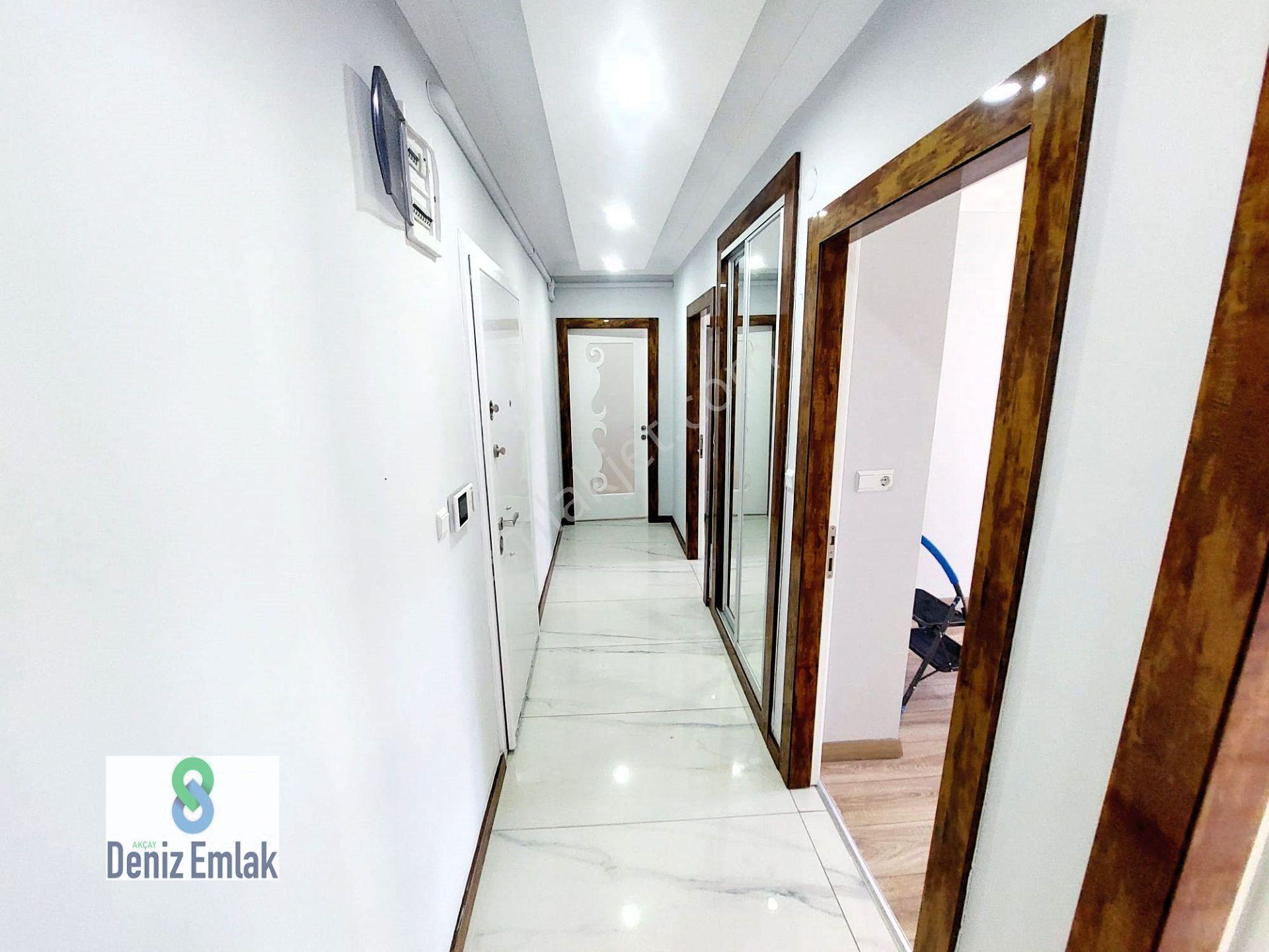 Denizden Akçayda Asansörlü Yeni Doğalgazlı Satılık 2+1 Daire. — fotoğraf 18