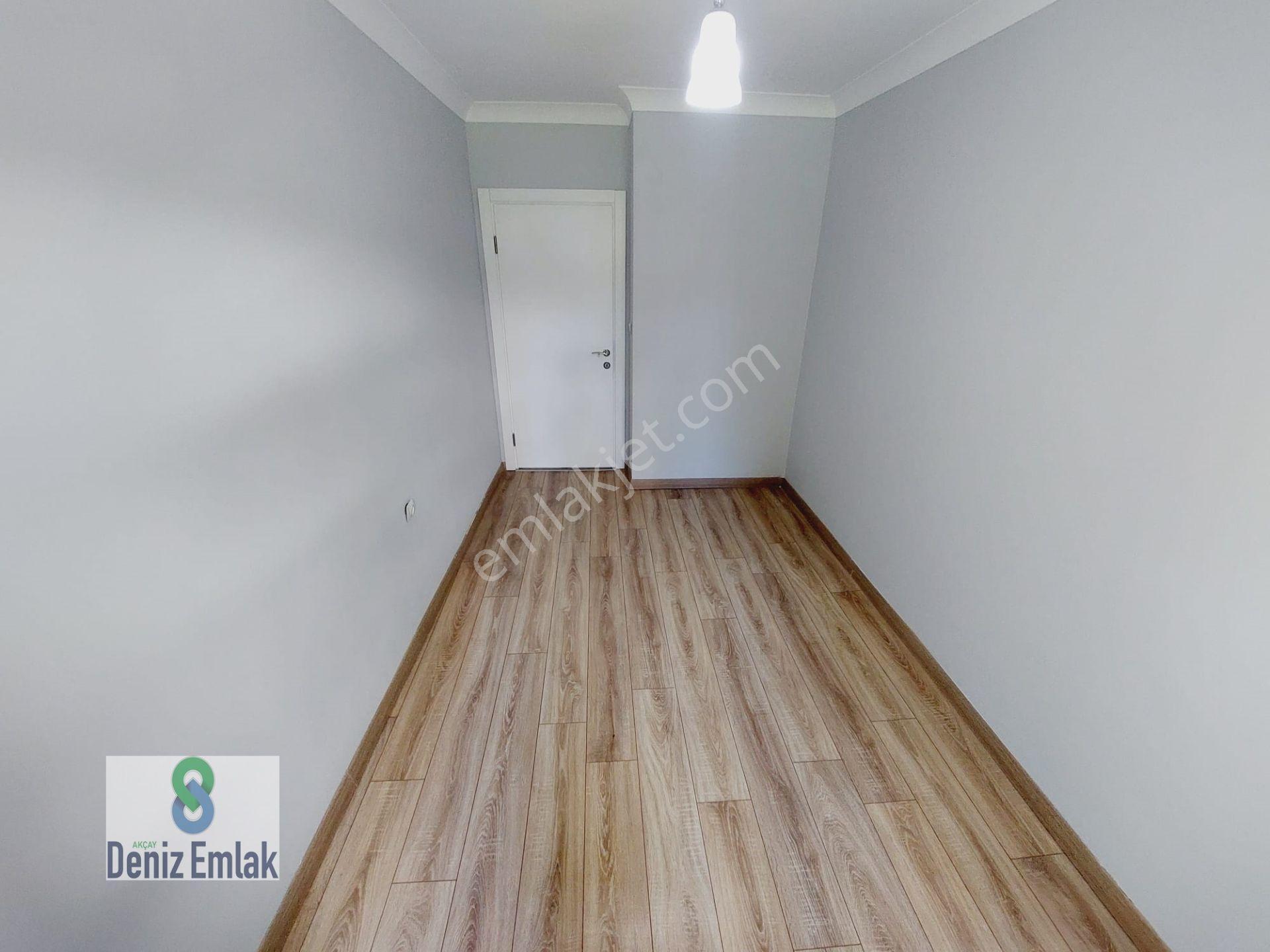 Denizden Akçayda Asansörlü Yeni Doğalgazlı Satılık 2+1 Daire. — fotoğraf 20