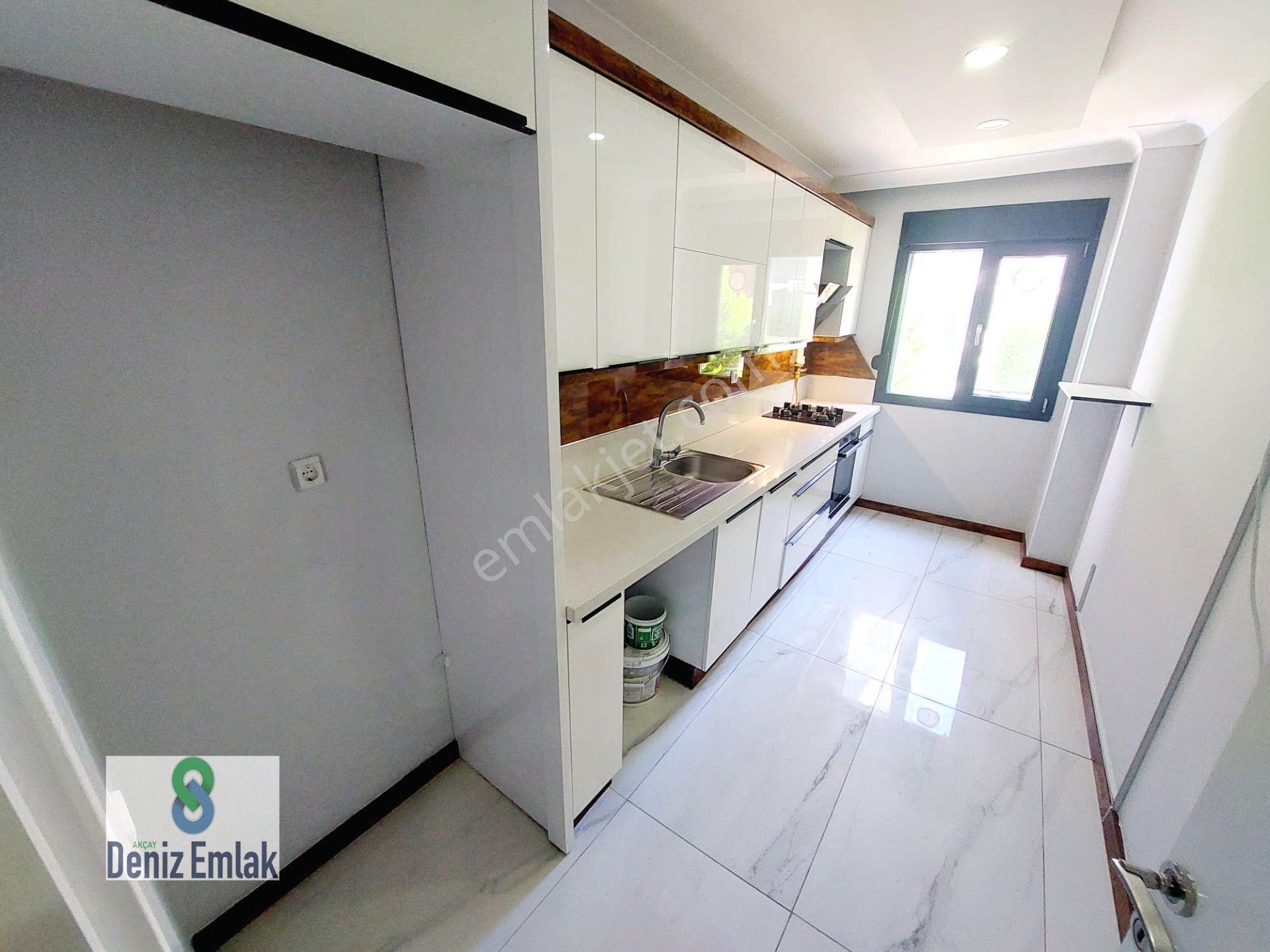 Denizden Akçayda Asansörlü Yeni Doğalgazlı Satılık 2+1 Daire. — fotoğraf 22