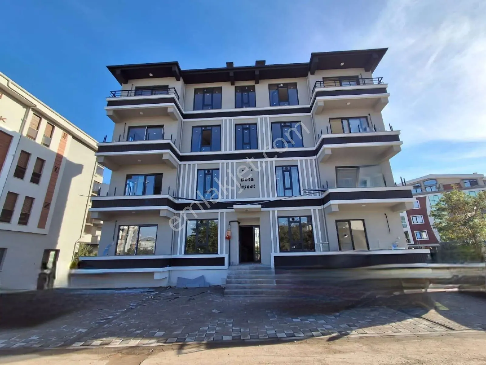 Balıkesir Altıeylül Gop Ta Köşe Konum Satılık 1+1 Daire — fotoğraf 5