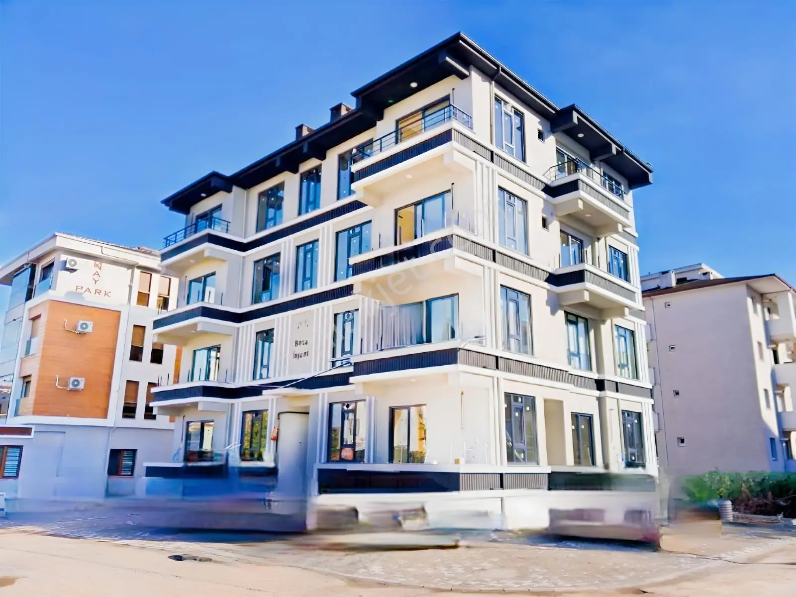 Balıkesir Altıeylül Gop Ta Köşe Konum Satılık 1+1 Daire — fotoğraf 6