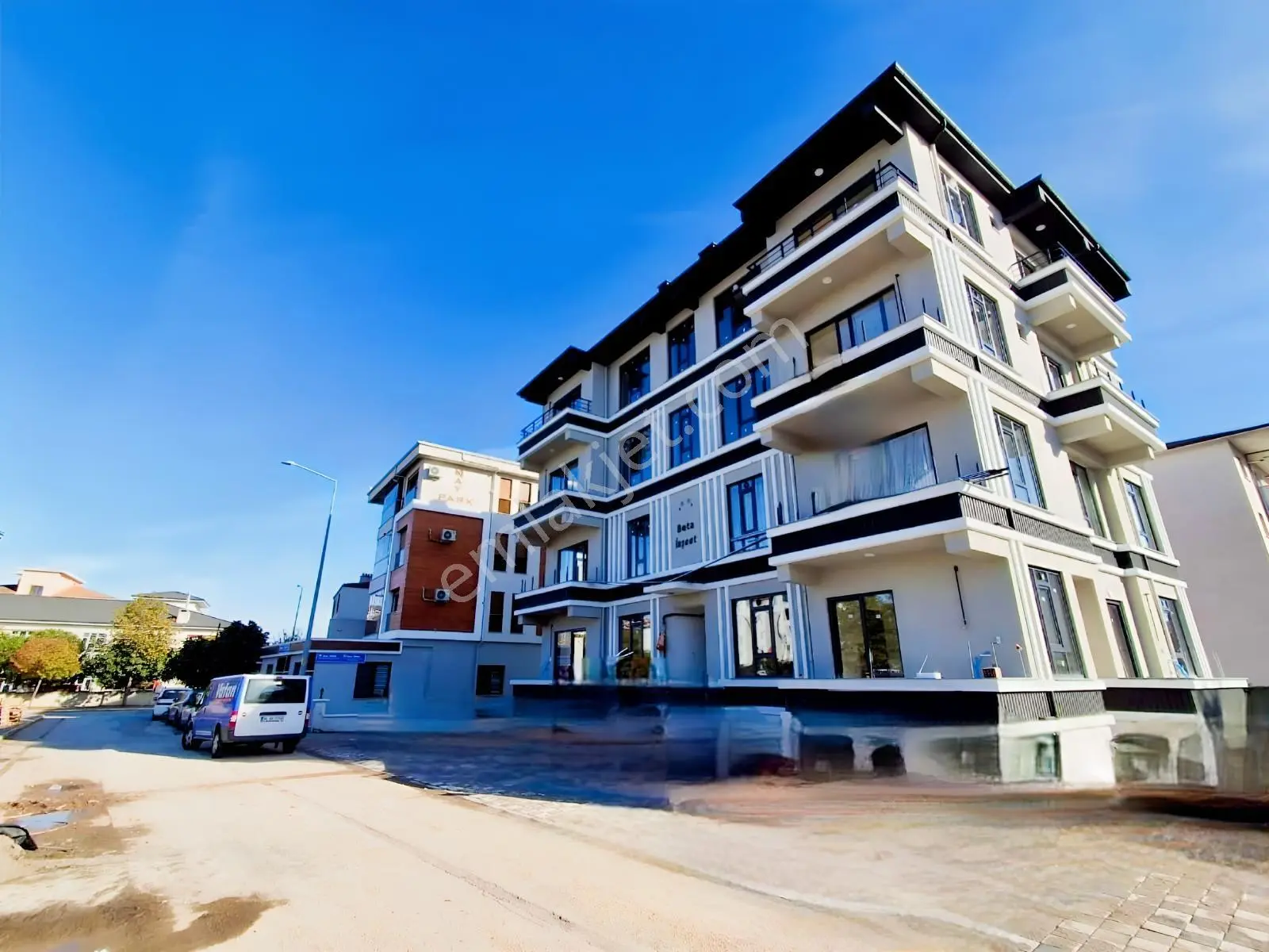 Balıkesir Altıeylül Gop Ta Köşe Konum Satılık 1+1 Daire — fotoğraf 9
