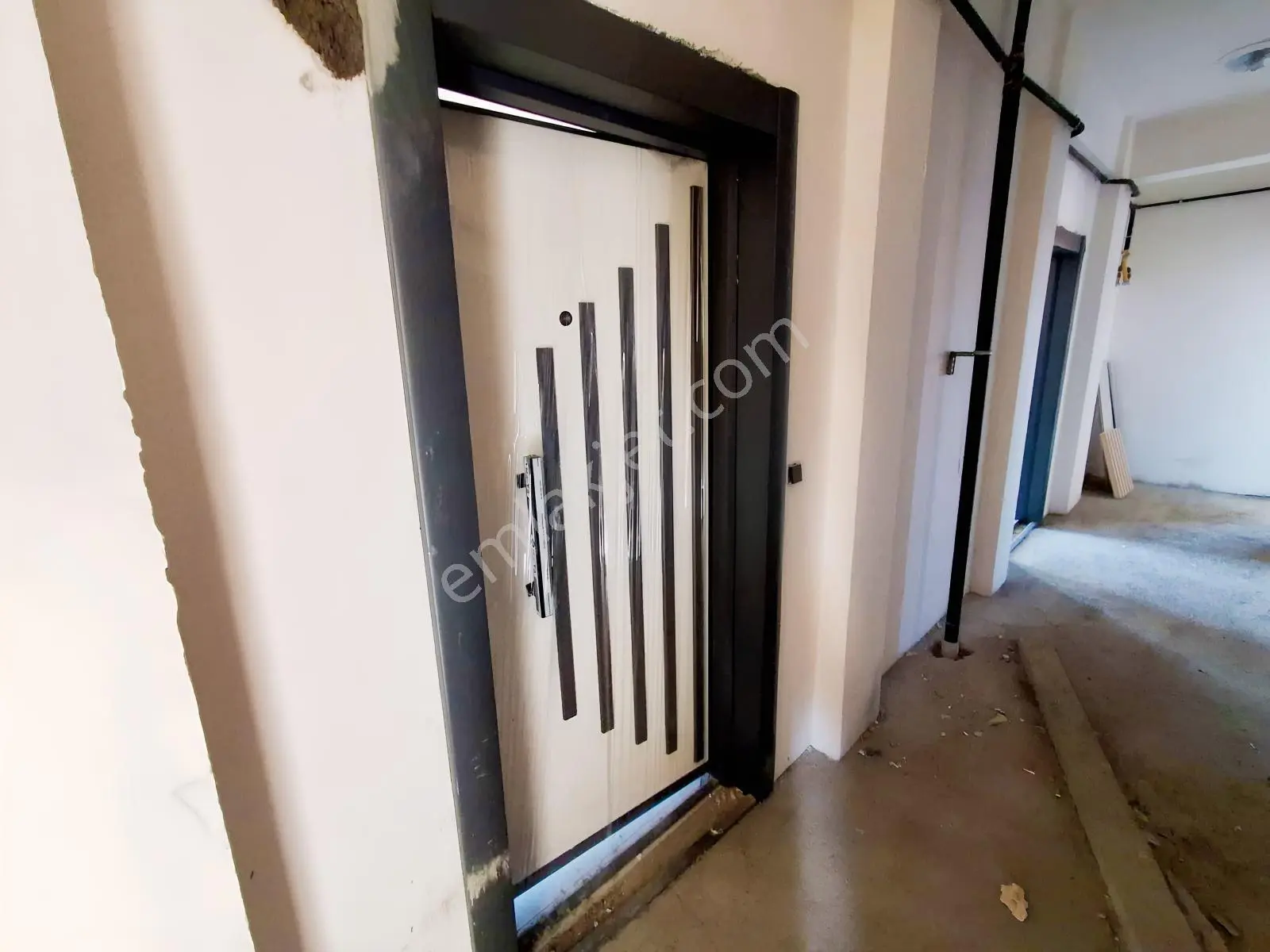 Balıkesir Altıeylül Gop Ta Köşe Konum Satılık 1+1 Daire — fotoğraf 16