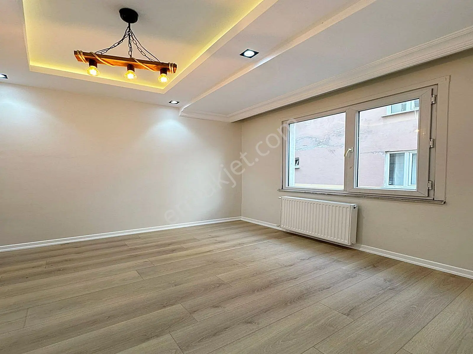 Metrobüse Yakın Tek Daire Üzeri Lüx Arakat 2+1 Satılık Daire!! — fotoğraf 22