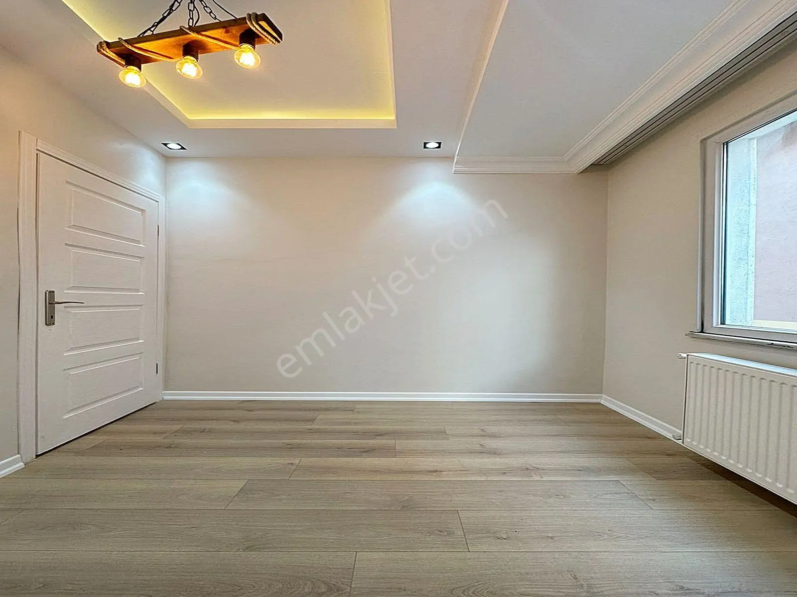 Metrobüse Yakın Tek Daire Üzeri Lüx Arakat 2+1 Satılık Daire!! — fotoğraf 24
