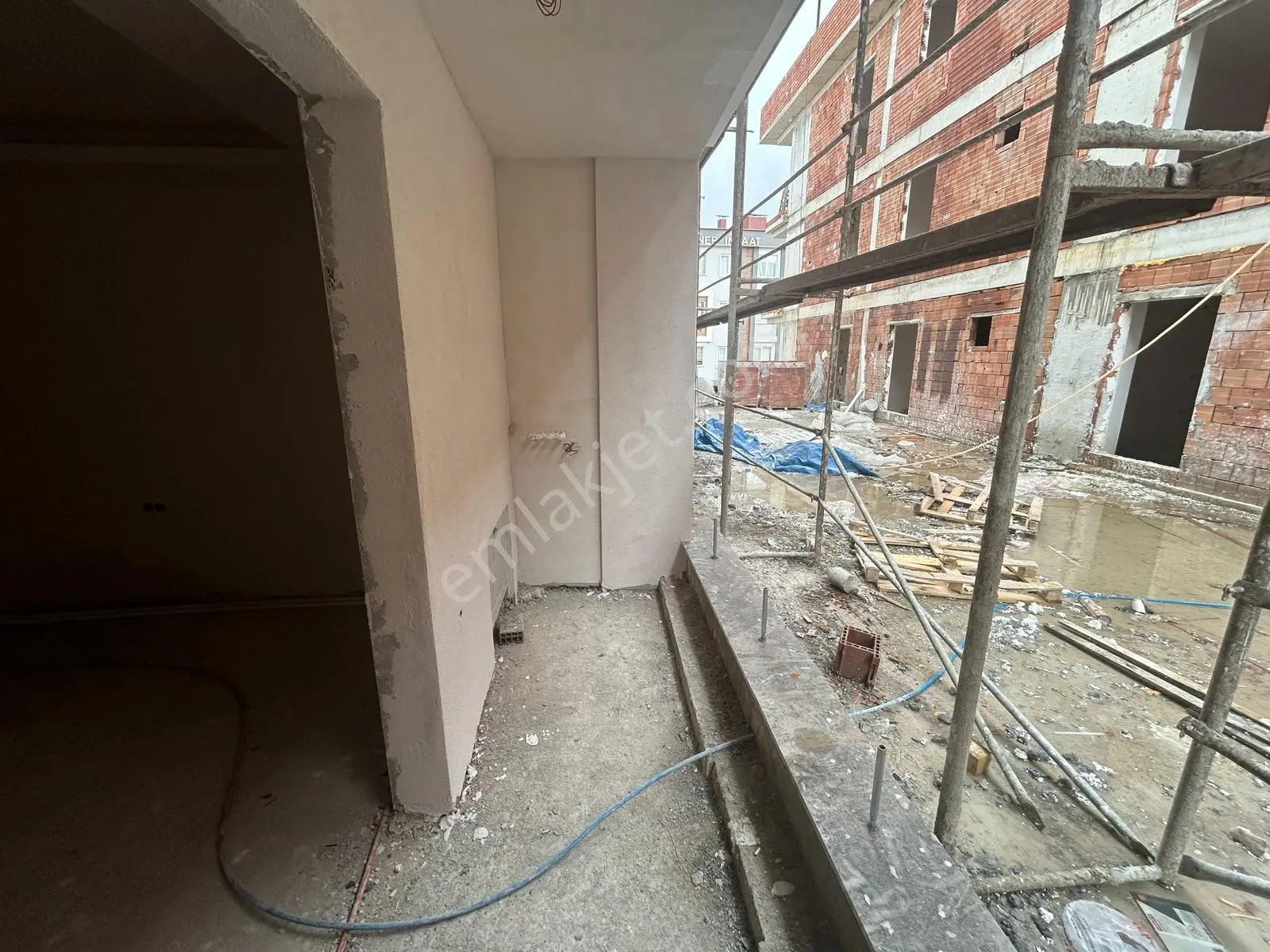Vestha'dan Cumhuriyet'te 2+1 Fırsat Satılık Daire!!! — fotoğraf 8
