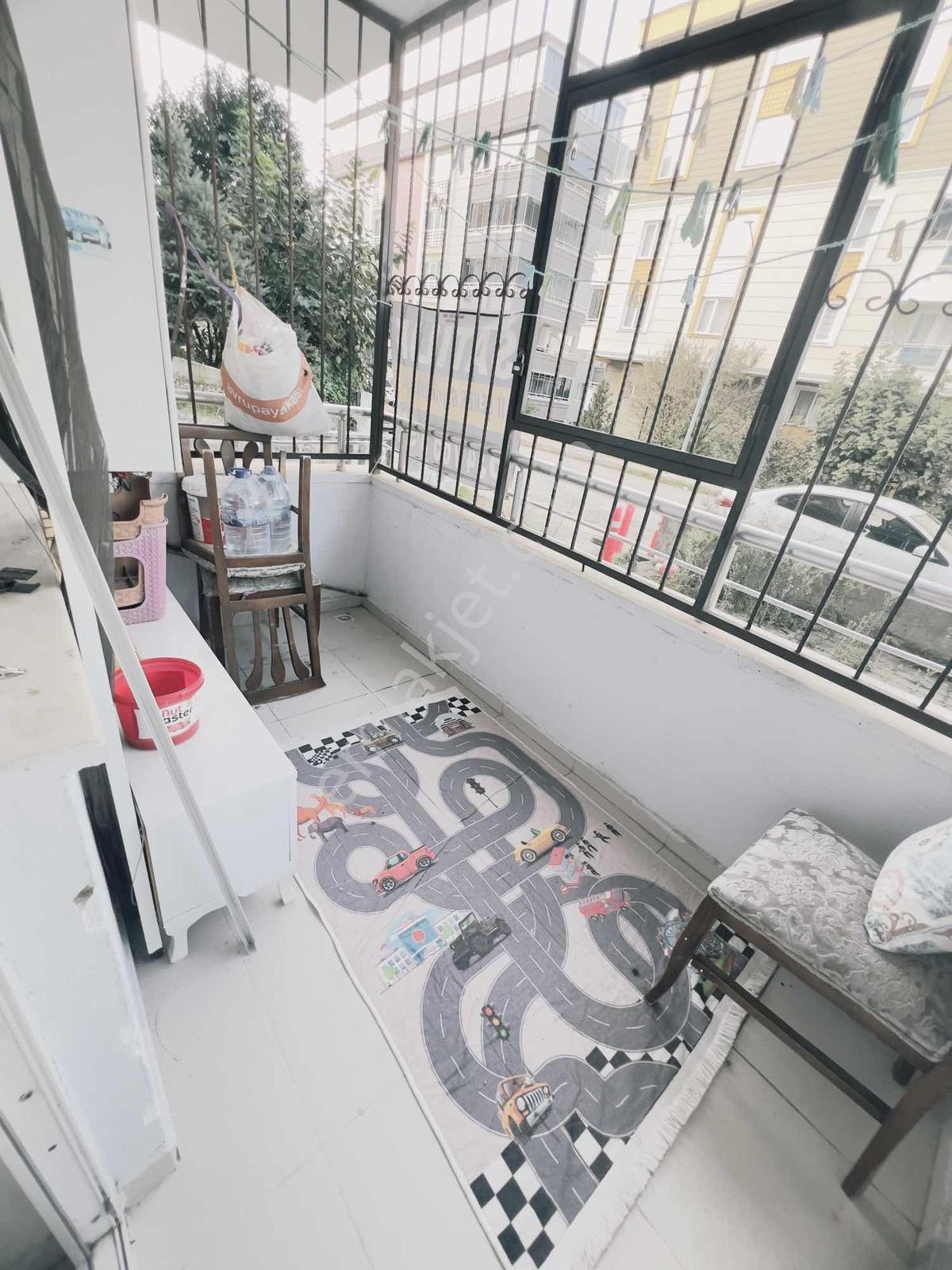 .bornova Caddesine Cephe Geniş Ferrah 3+1 — fotoğraf 11