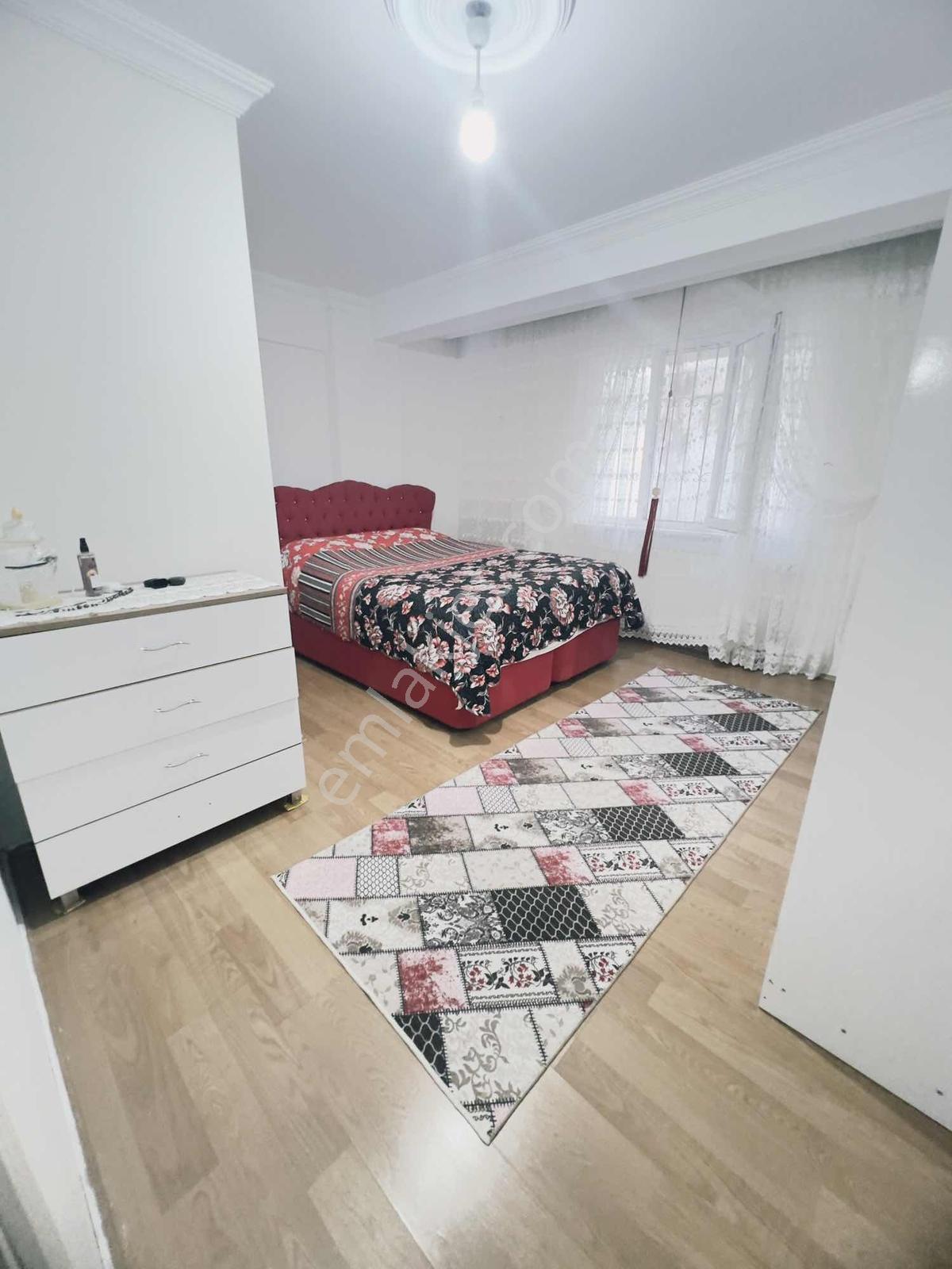 .bornova Caddesine Cephe Geniş Ferrah 3+1 — fotoğraf 14