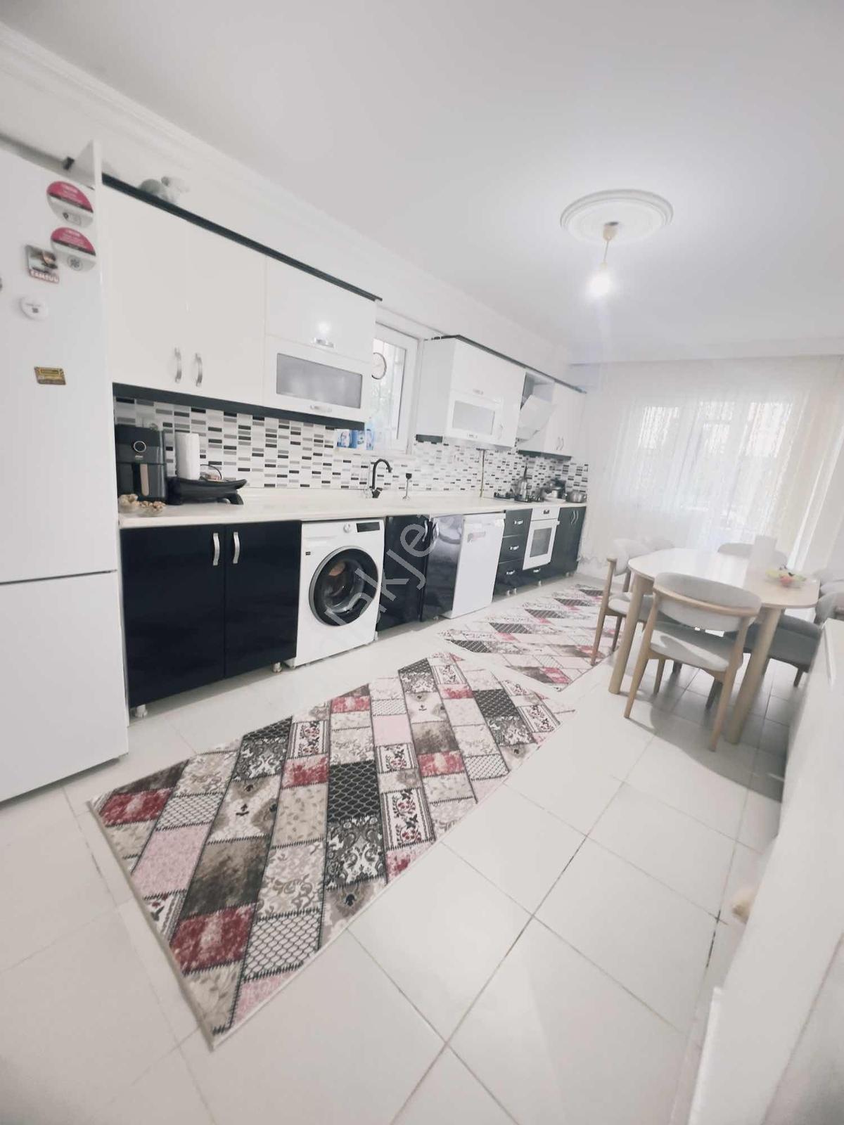 .bornova Caddesine Cephe Geniş Ferrah 3+1 — fotoğraf 15
