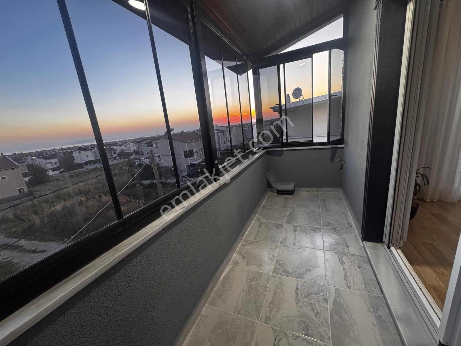 5 Yaşında 4+1 Lüks Villa | 200 M² Net | Kombili | Oturuma Hazır — fotoğraf 15