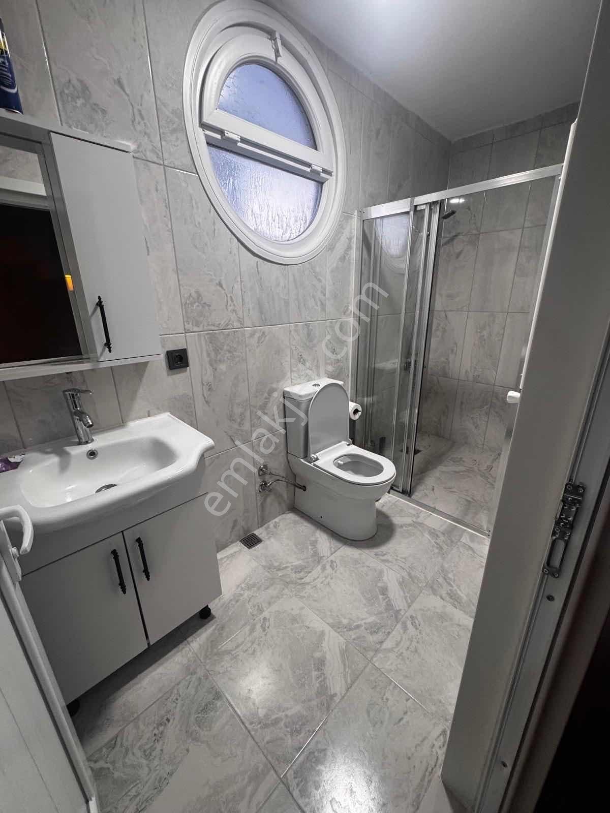 5 Yaşında 4+1 Lüks Villa | 200 M² Net | Kombili | Oturuma Hazır — fotoğraf 23