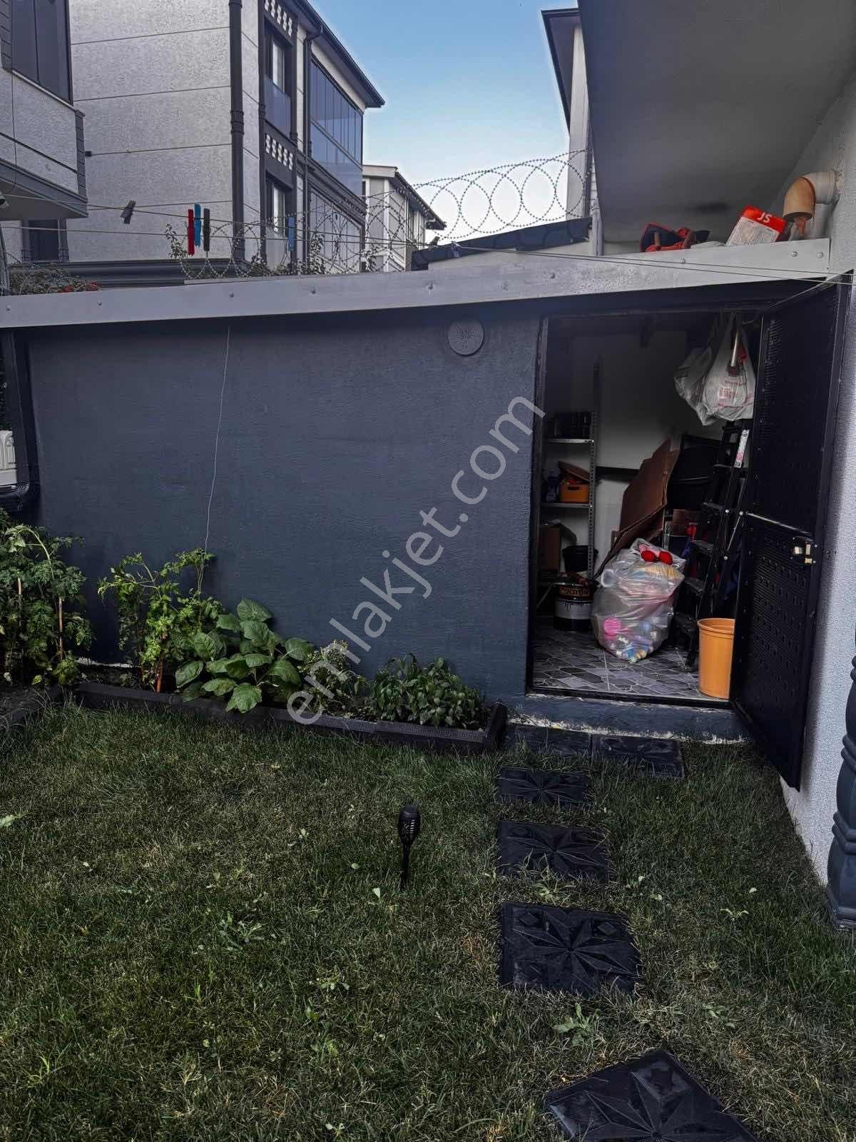 5 Yaşında 4+1 Lüks Villa | 200 M² Net | Kombili | Oturuma Hazır — fotoğraf 31