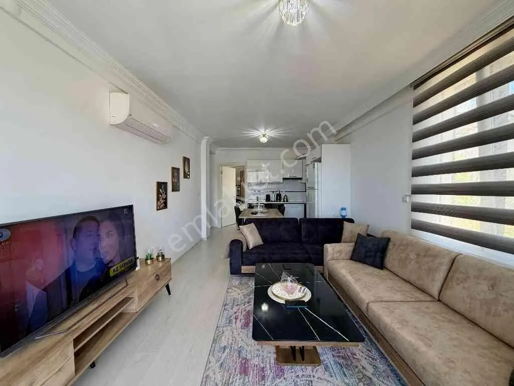 Kuşadasında Güvenlikli Site İçerisinde Deniz Manzaralı 1+1daire — fotoğraf 16