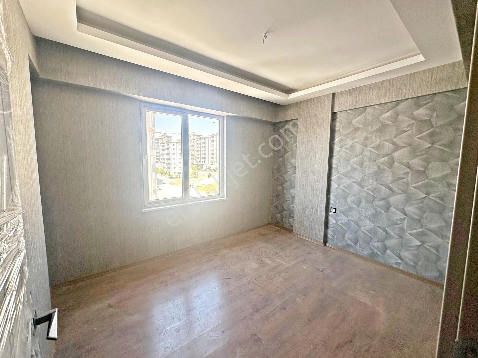 Belkız'da Park Yakını Yerden Isıtma Geniş Balkon Site İçi Lüx2+1 — fotoğraf 11