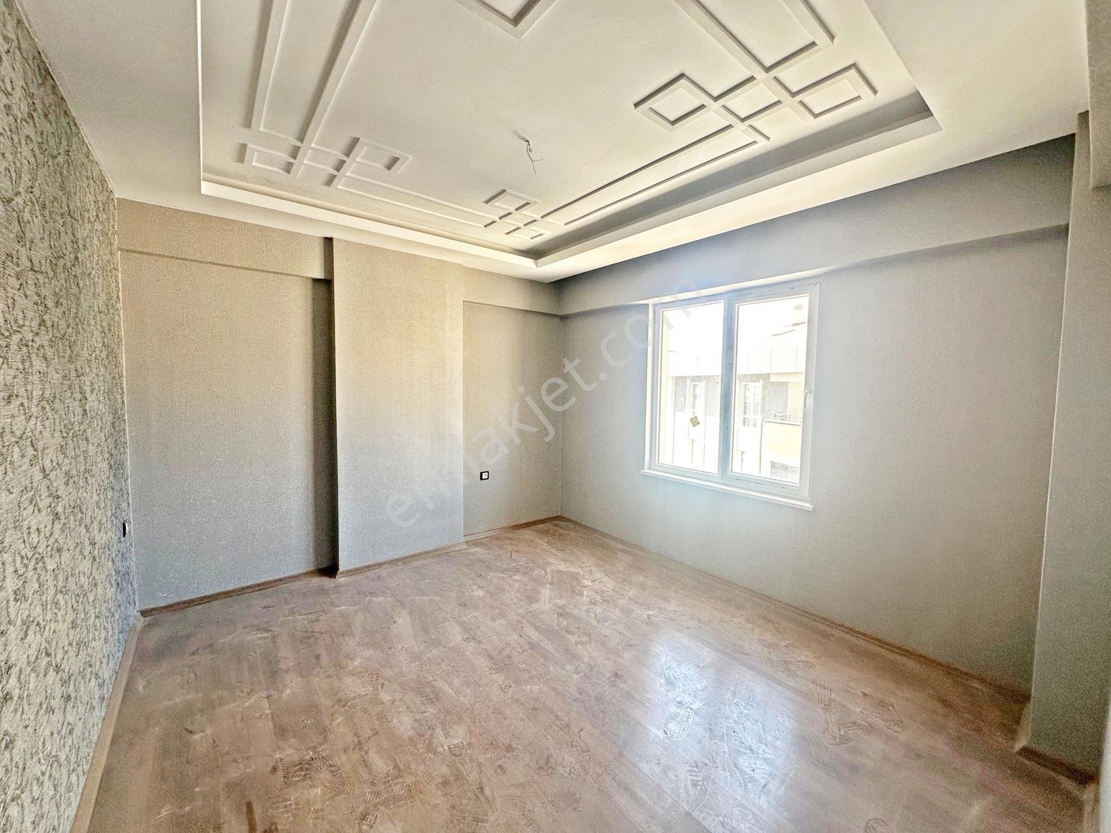 Belkız'da Park Yakını Yerden Isıtma Geniş Balkon Site İçi Lüx2+1 — fotoğraf 15