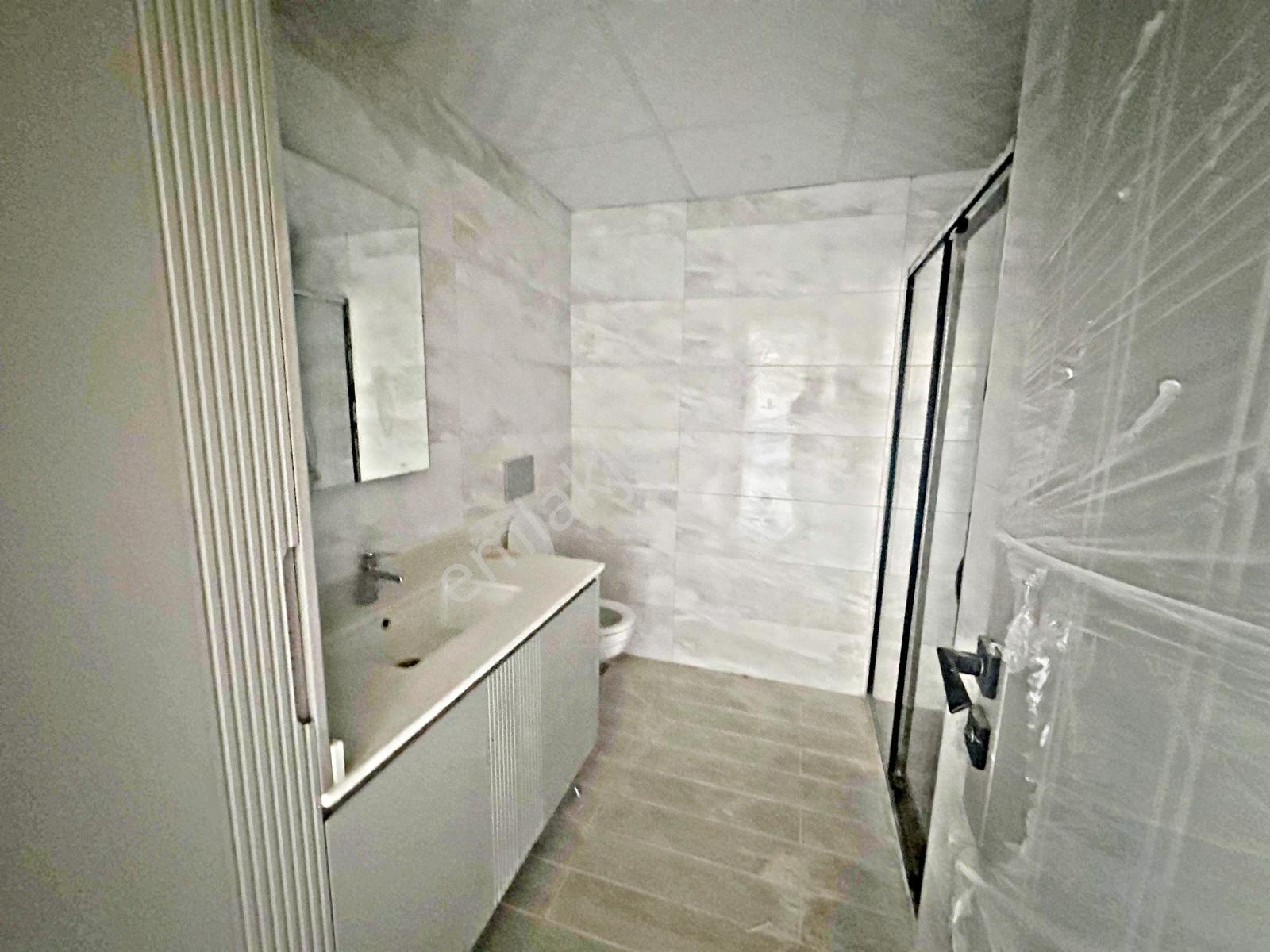 Belkız'da Park Yakını Yerden Isıtma Geniş Balkon Site İçi Lüx2+1 — fotoğraf 22
