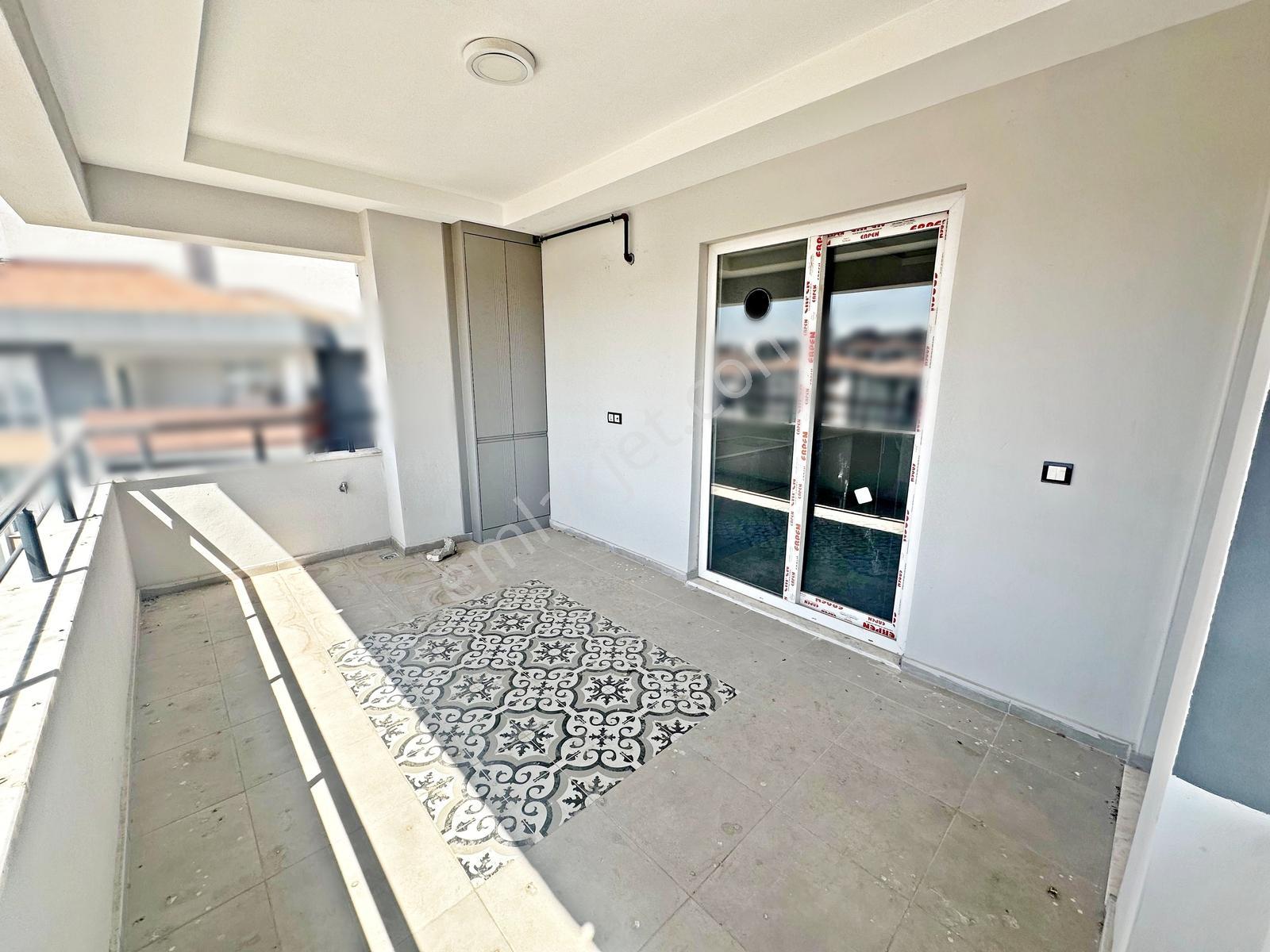Belkız'da Park Yakını Yerden Isıtma Geniş Balkon Site İçi Lüx2+1 — fotoğraf 32