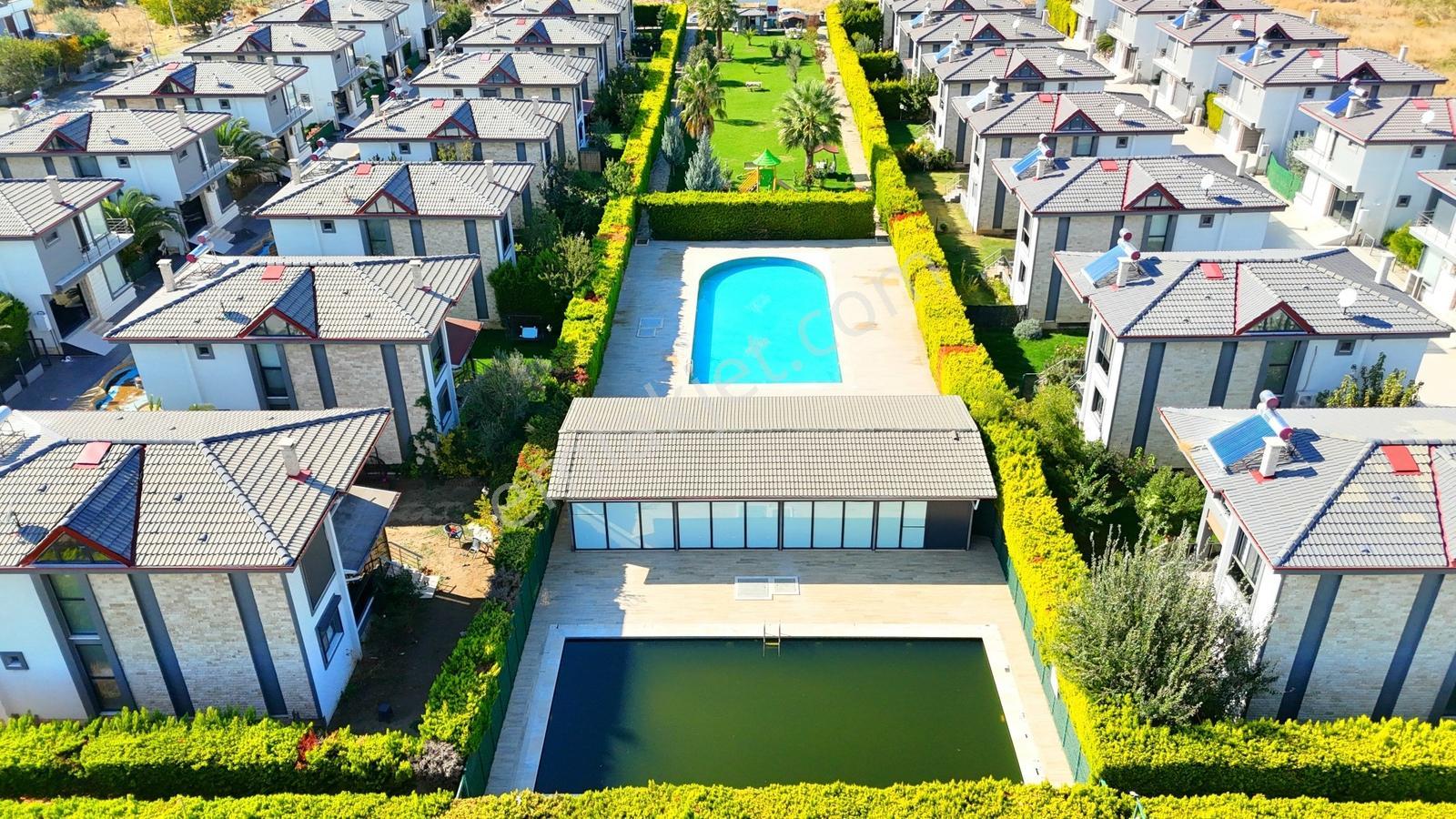 Vahdet'ten Yetkili Edremt'in Seçkin Villa Sitesine 5 +1 Müstakil — fotoğraf 6