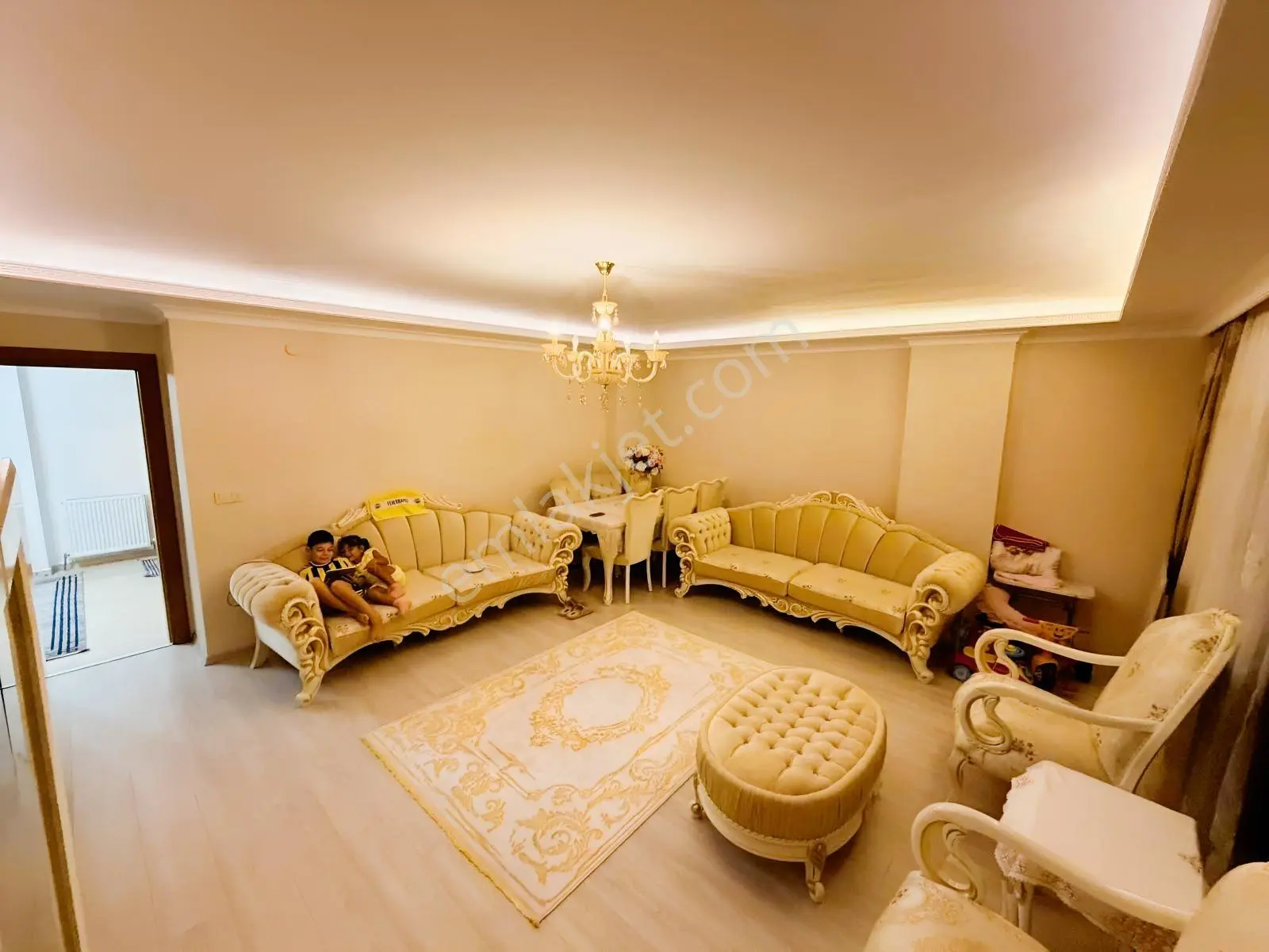 Remax Anka Güvencesiyle Eşyalı Satılık 3+1 Sadece Mükemmel !!! — fotoğraf 10