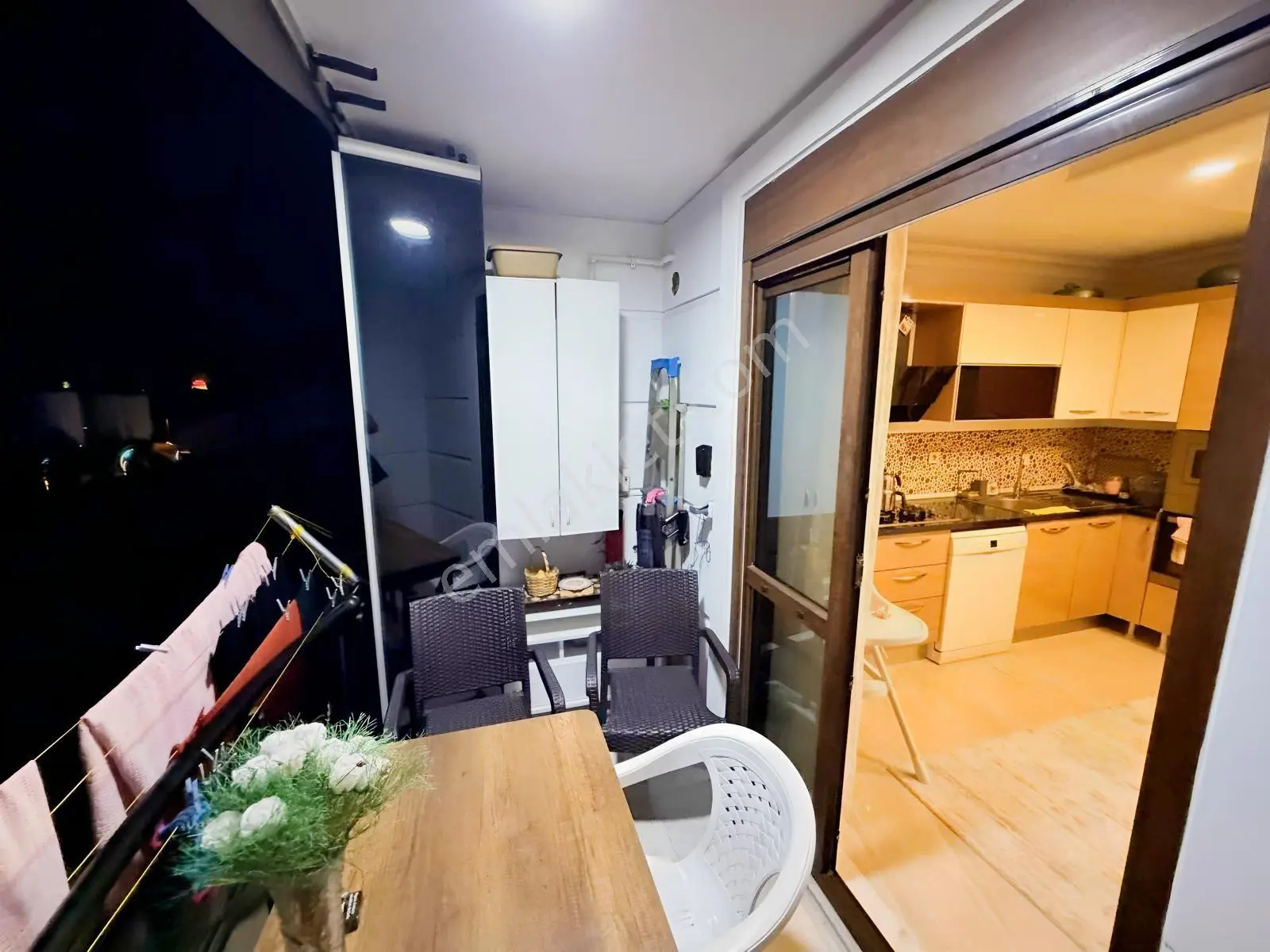 Remax Anka Güvencesiyle Eşyalı Satılık 3+1 Sadece Mükemmel !!! — fotoğraf 14