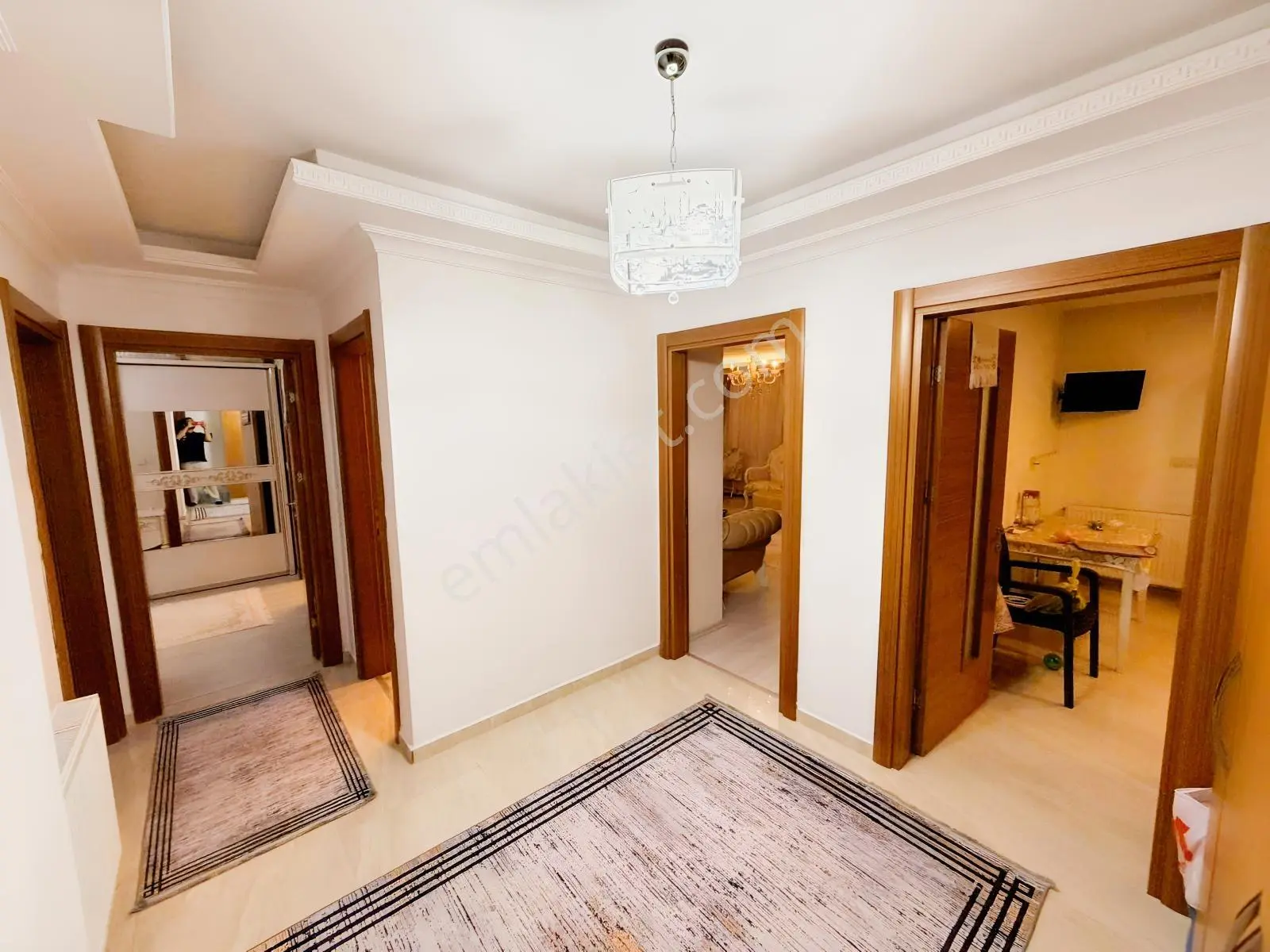 Remax Anka Güvencesiyle Eşyalı Satılık 3+1 Sadece Mükemmel !!! — fotoğraf 20