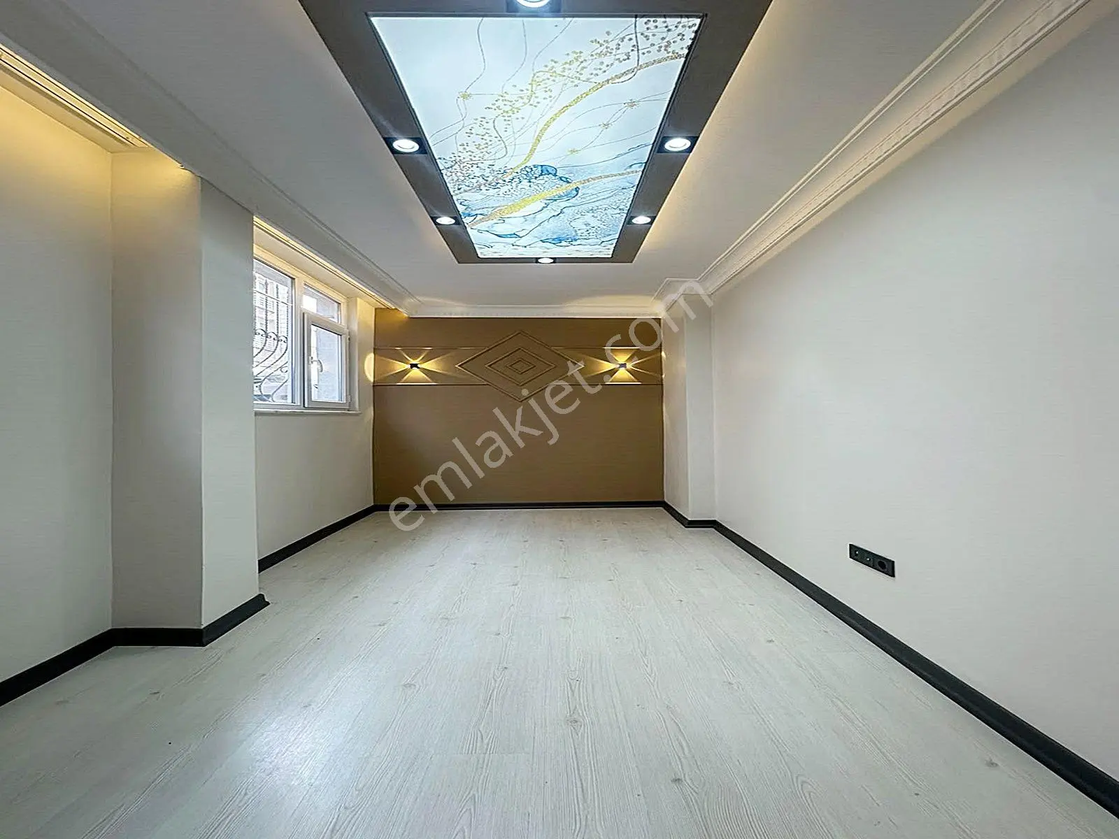Metrobüse Yürüme Mesafesinde Full Dekorlu Giriş 2+1 Daire!!! — fotoğraf 2