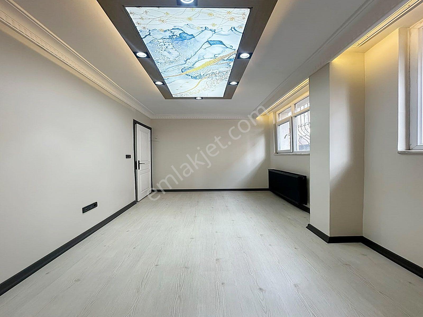 Metrobüse Yürüme Mesafesinde Full Dekorlu Giriş 2+1 Daire!!! — fotoğraf 18