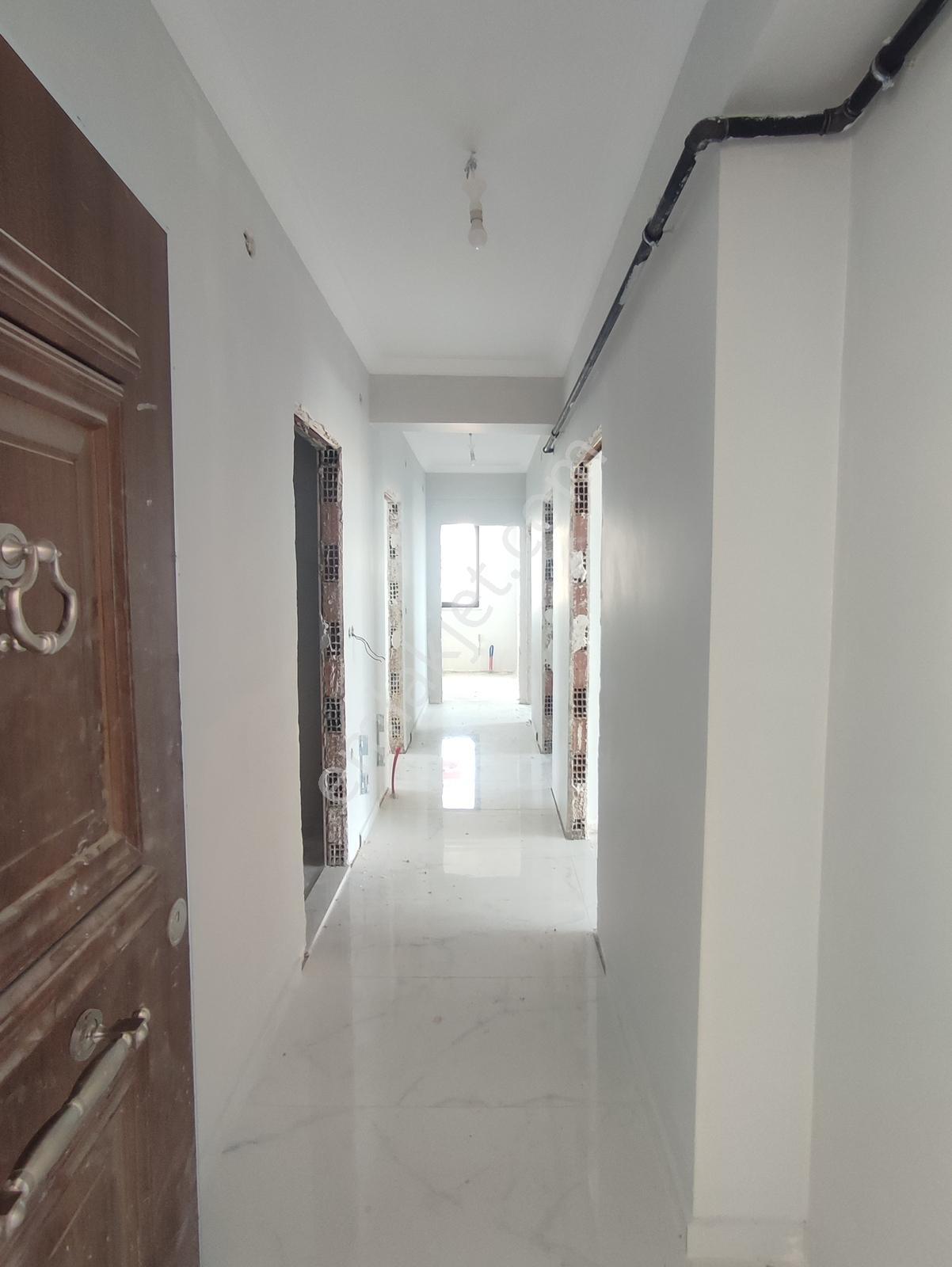 İlke Emlaktan Cumhuriyet Mah.110m²net 1.sınıf Mutfaklı Lüks 3+1 — fotoğraf 3