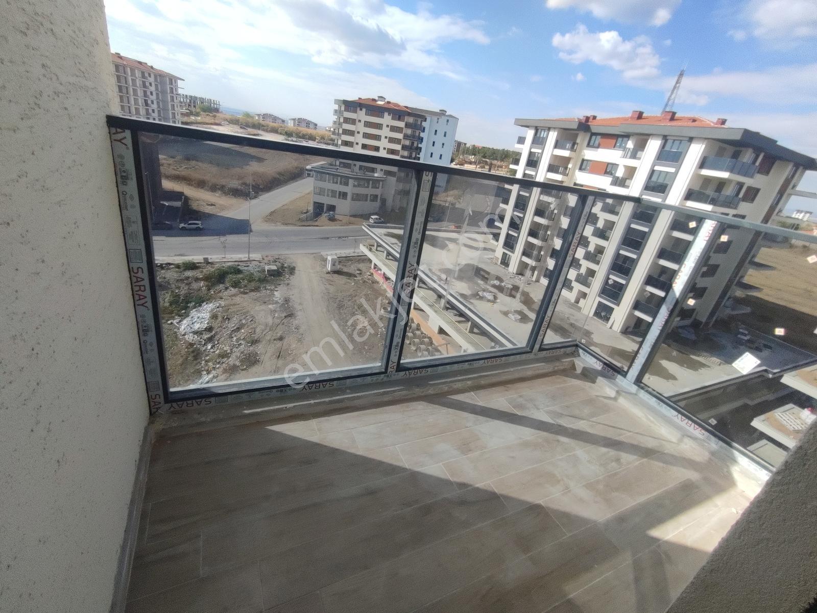 İlke Emlaktan Cumhuriyet Mah.110m²net 1.sınıf Mutfaklı Lüks 3+1 — fotoğraf 24