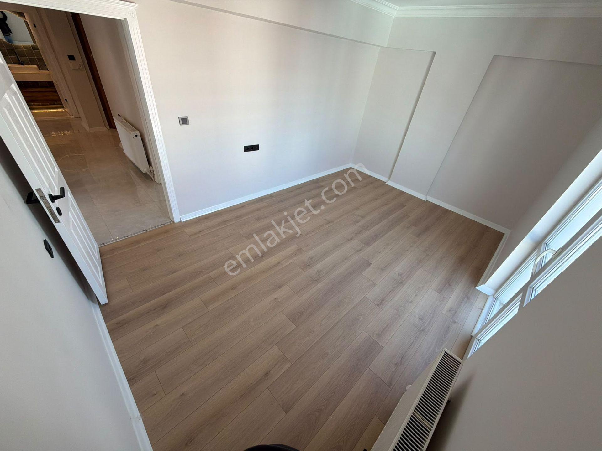 !hayal'den Asansörlü Çift Balkonlu 3+1 Urta Lüx Yapıda Daire! — fotoğraf 16