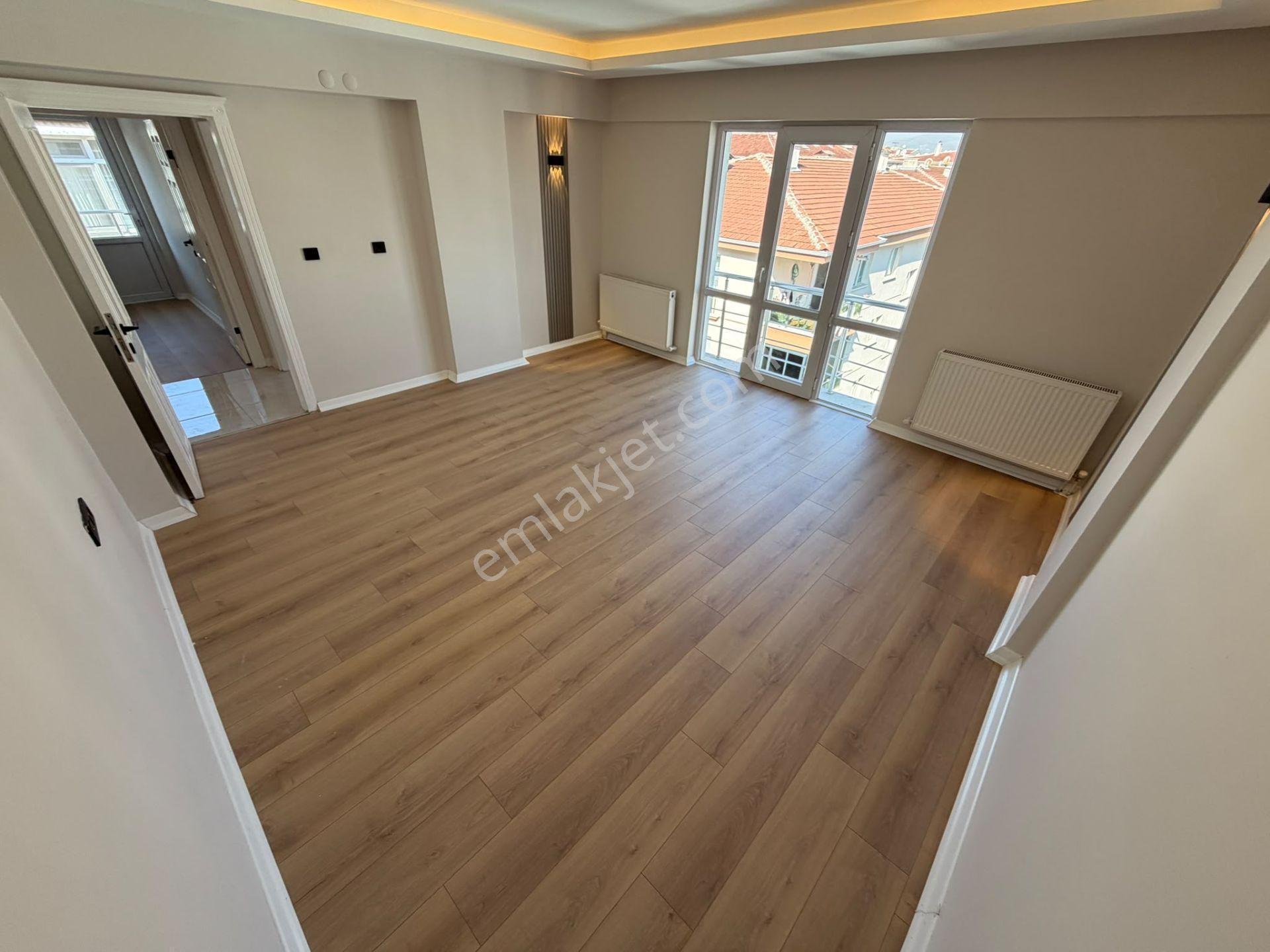 !hayal'den Asansörlü Çift Balkonlu 3+1 Urta Lüx Yapıda Daire! — fotoğraf 18