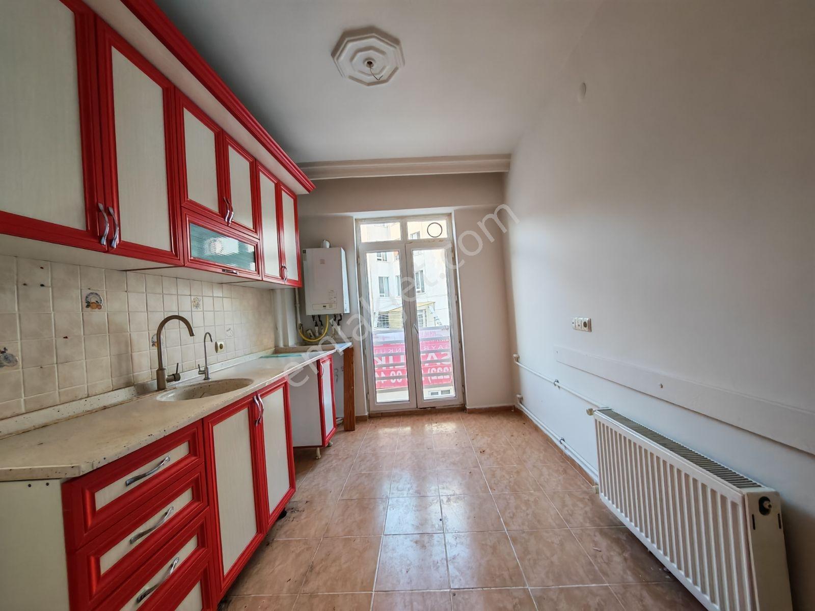 Rw Lıfe// Ömerağa Mah. Köşe Bina Ara Kat 2+1 Satılık Daire — fotoğraf 14
